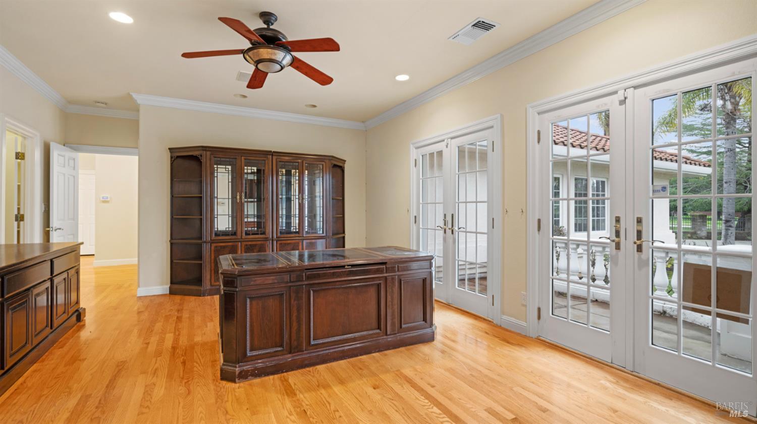 Detail Gallery Image 34 of 64 For 1783 Green Acres Ln, Fairfield,  CA 94534 - 5 Beds | 5/1 Baths