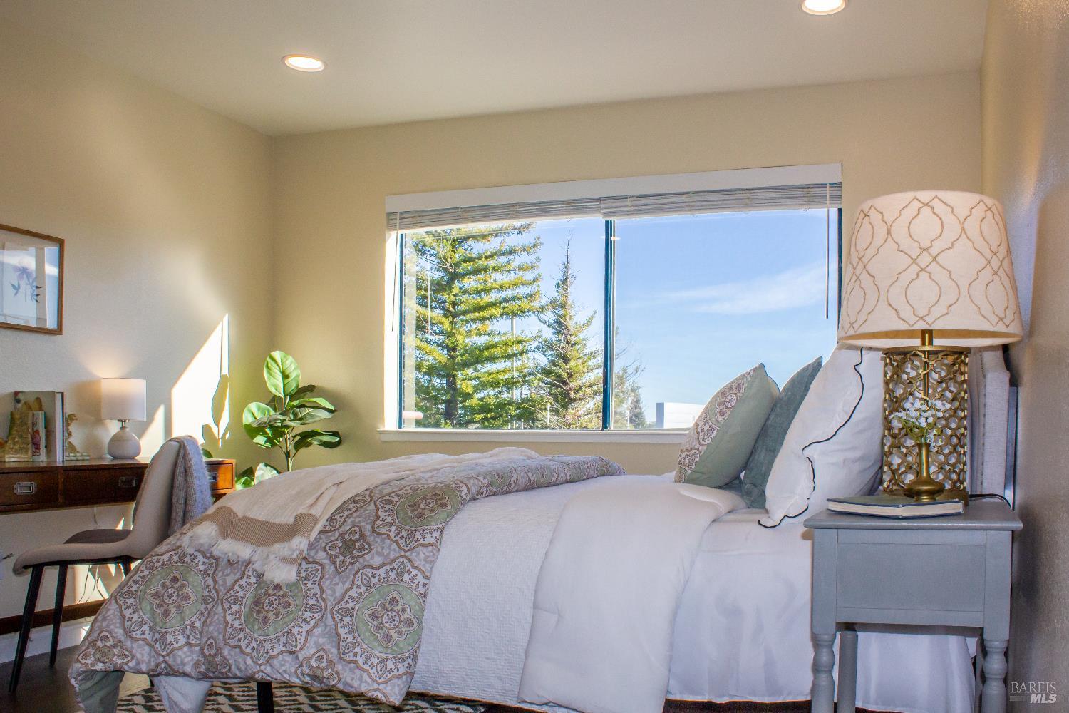 Detail Gallery Image 16 of 32 For 213 Mariner Way, Novato,  CA 94945 - 1 Beds | 1 Baths