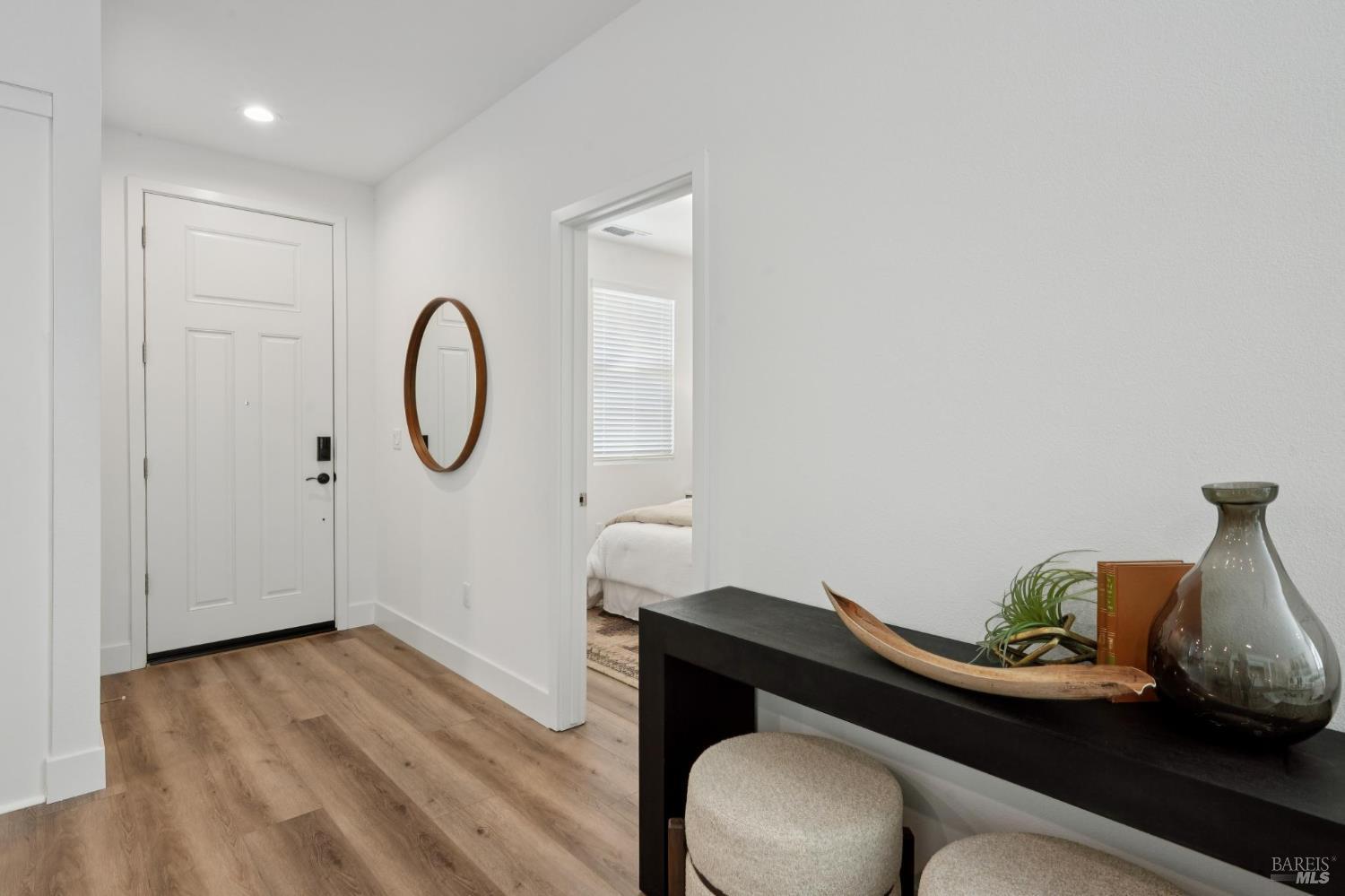 Detail Gallery Image 22 of 49 For 2716 Amora Cir, Santa Rosa,  CA 95407 - 4 Beds | 3/1 Baths