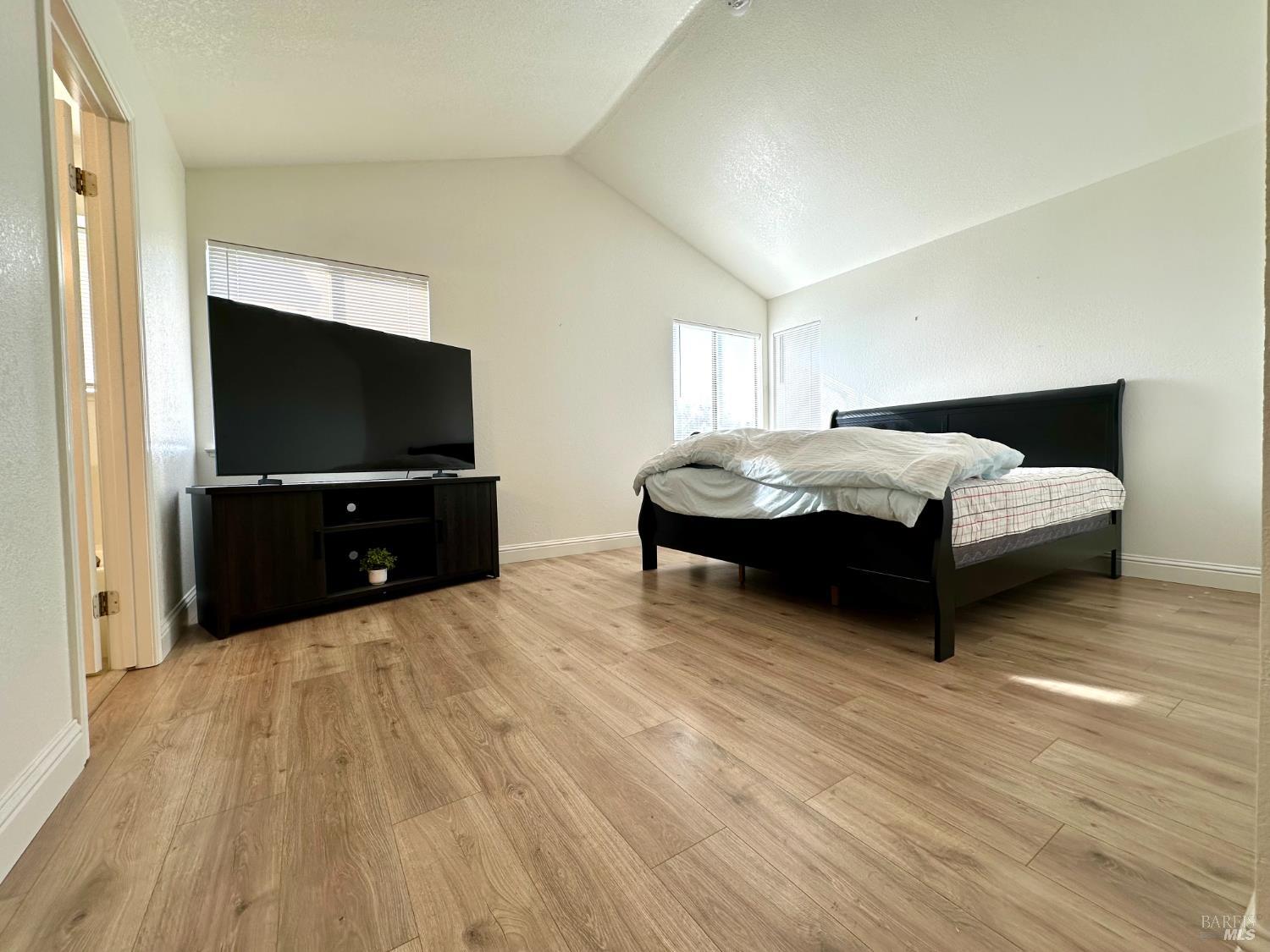 Detail Gallery Image 30 of 57 For 2472 Vista Grande Unkn, Fairfield,  CA 94534 - 5 Beds | 3 Baths