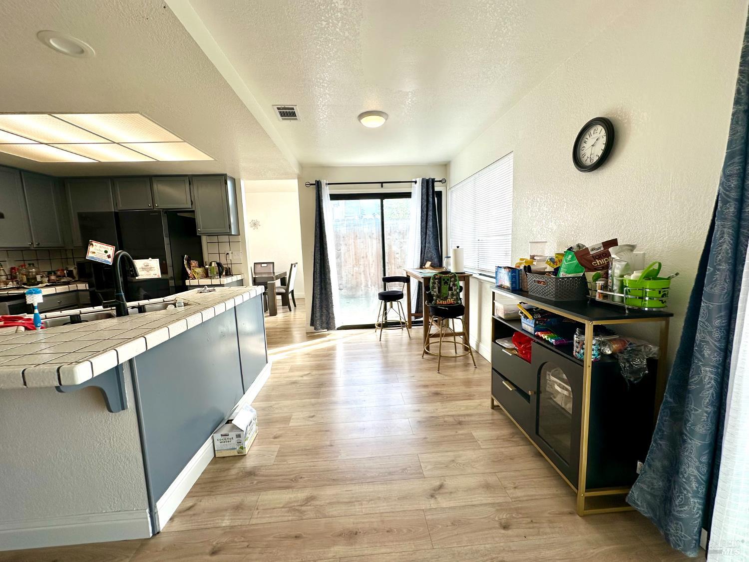 Detail Gallery Image 19 of 57 For 2472 Vista Grande Unkn, Fairfield,  CA 94534 - 5 Beds | 3 Baths