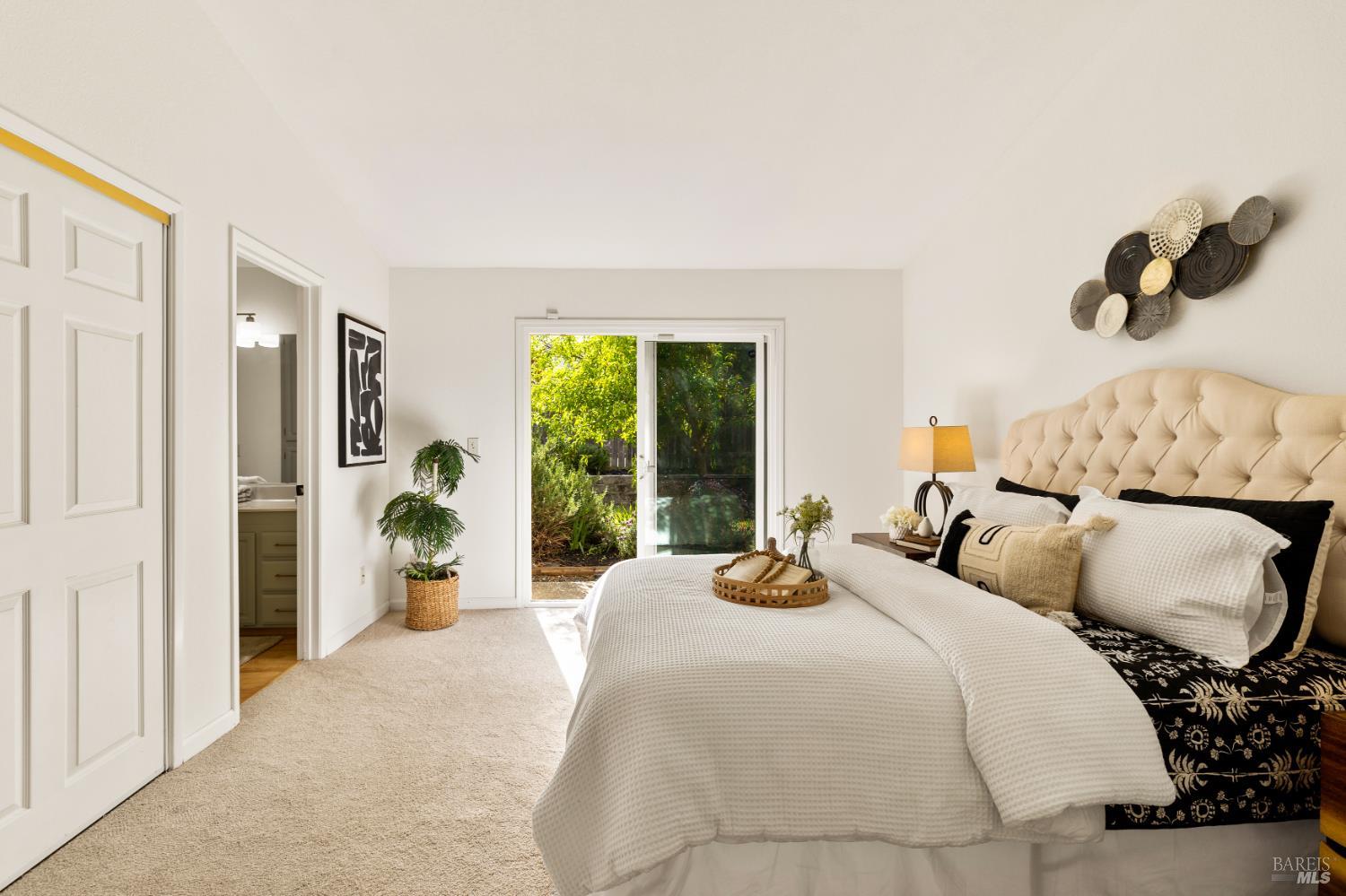 Detail Gallery Image 27 of 47 For 340 Kendrick Ln, Vacaville,  CA 95687 - 3 Beds | 2 Baths