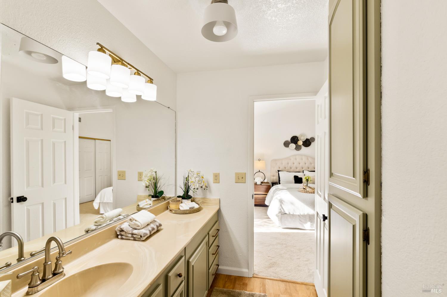 Detail Gallery Image 29 of 47 For 340 Kendrick Ln, Vacaville,  CA 95687 - 3 Beds | 2 Baths