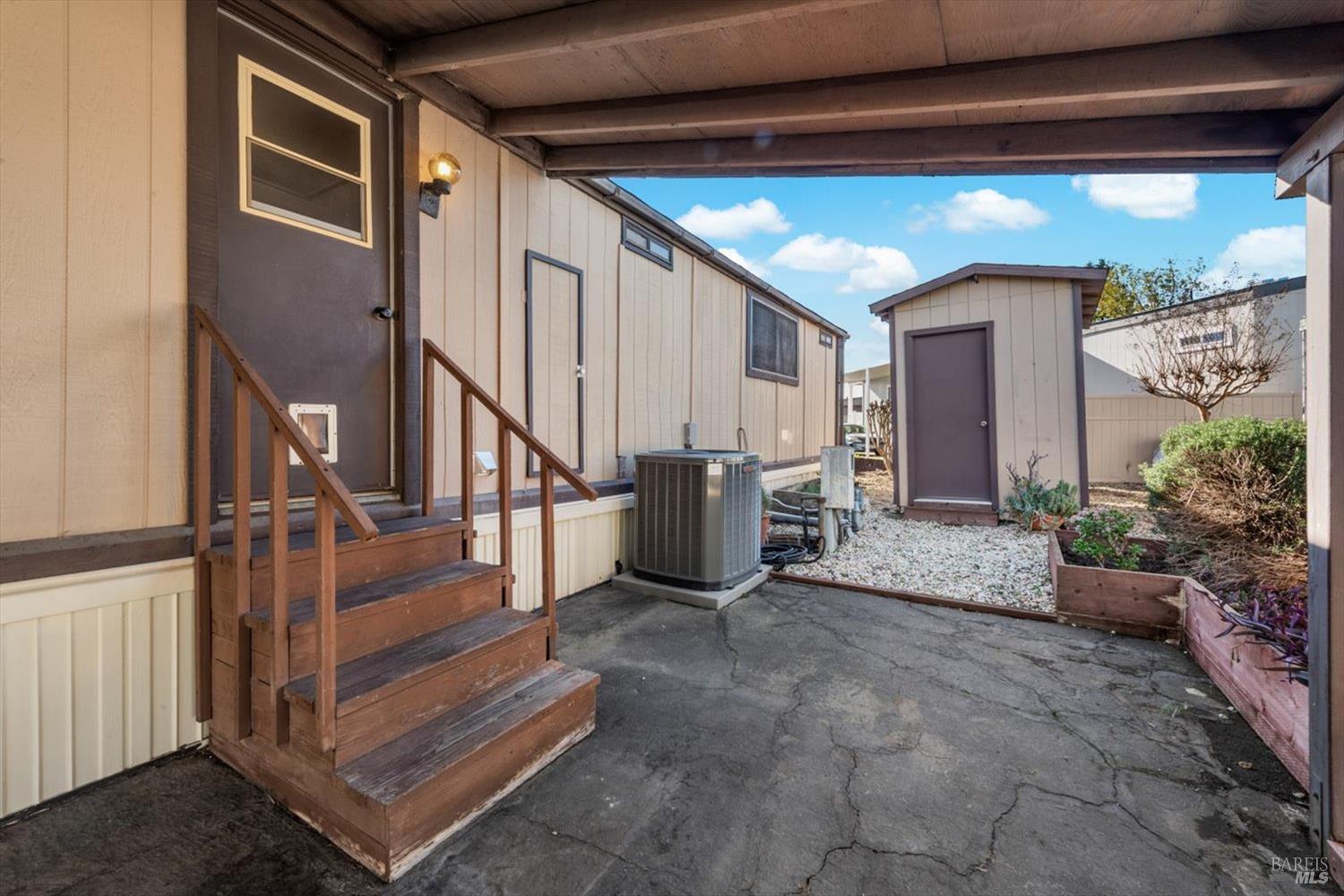 Detail Gallery Image 30 of 30 For 76 Lemon Tree Cir, Vacaville,  CA 95687 - 2 Beds | 2 Baths