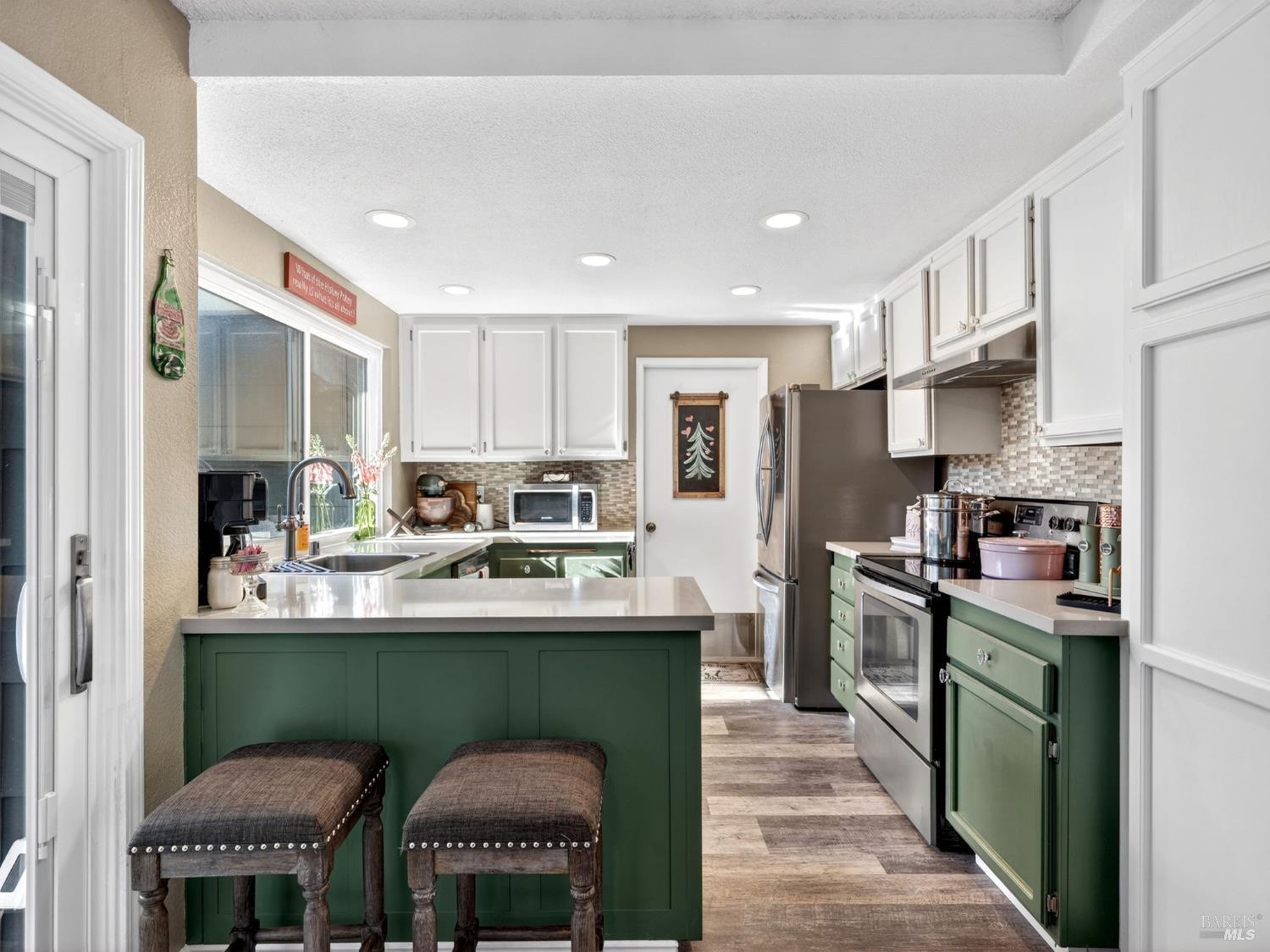 Detail Gallery Image 15 of 45 For 2936 Sunbird Dr, Fairfield,  CA 94533 - 3 Beds | 2/1 Baths