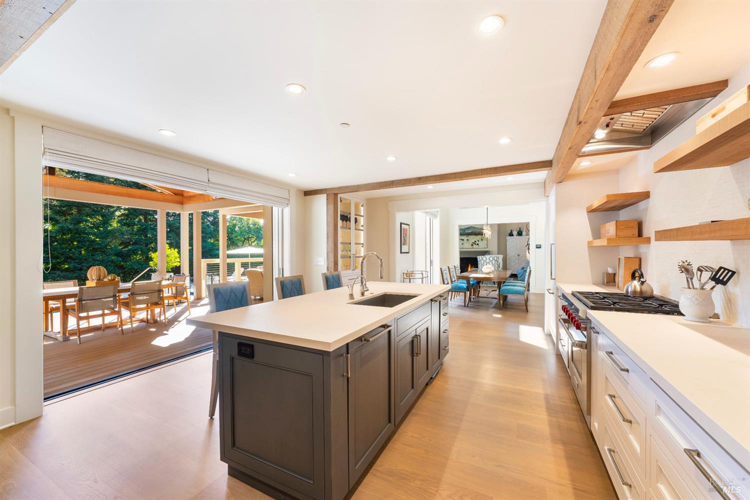 Detail Gallery Image 11 of 38 For 1711 Spring St, Saint Helena,  CA 94574 - 4 Beds | 3/1 Baths