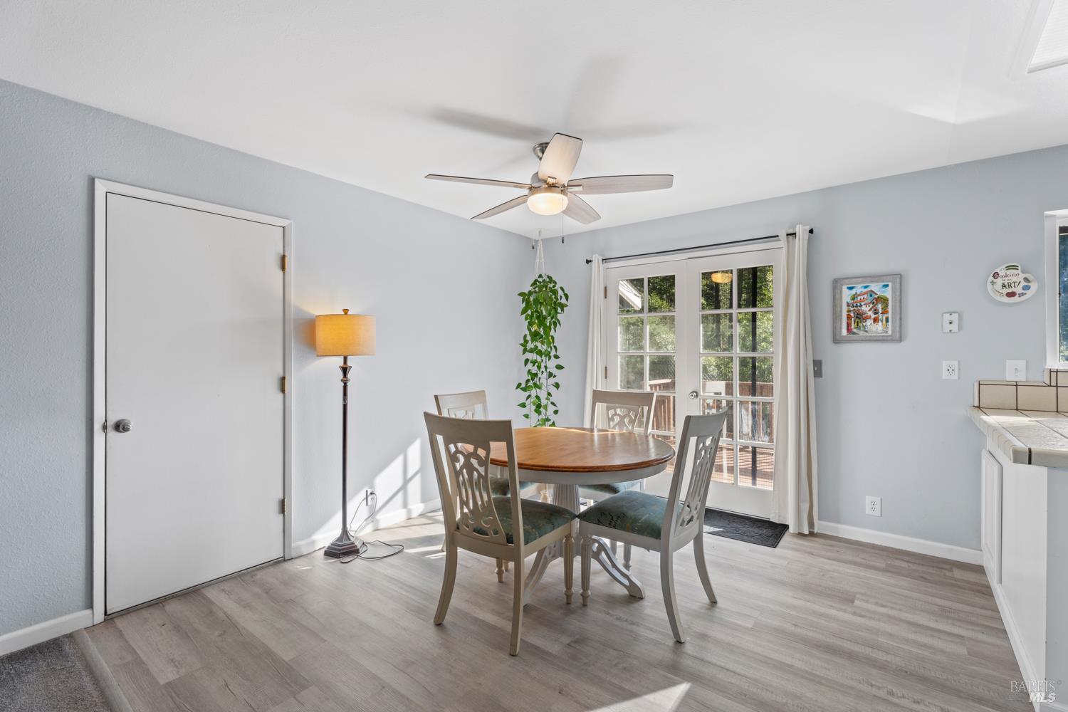 Detail Gallery Image 7 of 25 For 23929 Nutmeg Pl, Willits,  CA 95490 - 3 Beds | 2 Baths