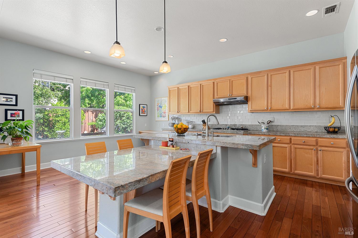 Detail Gallery Image 17 of 50 For 8596 Starr Rd, Windsor,  CA 95492 - 4 Beds | 3 Baths