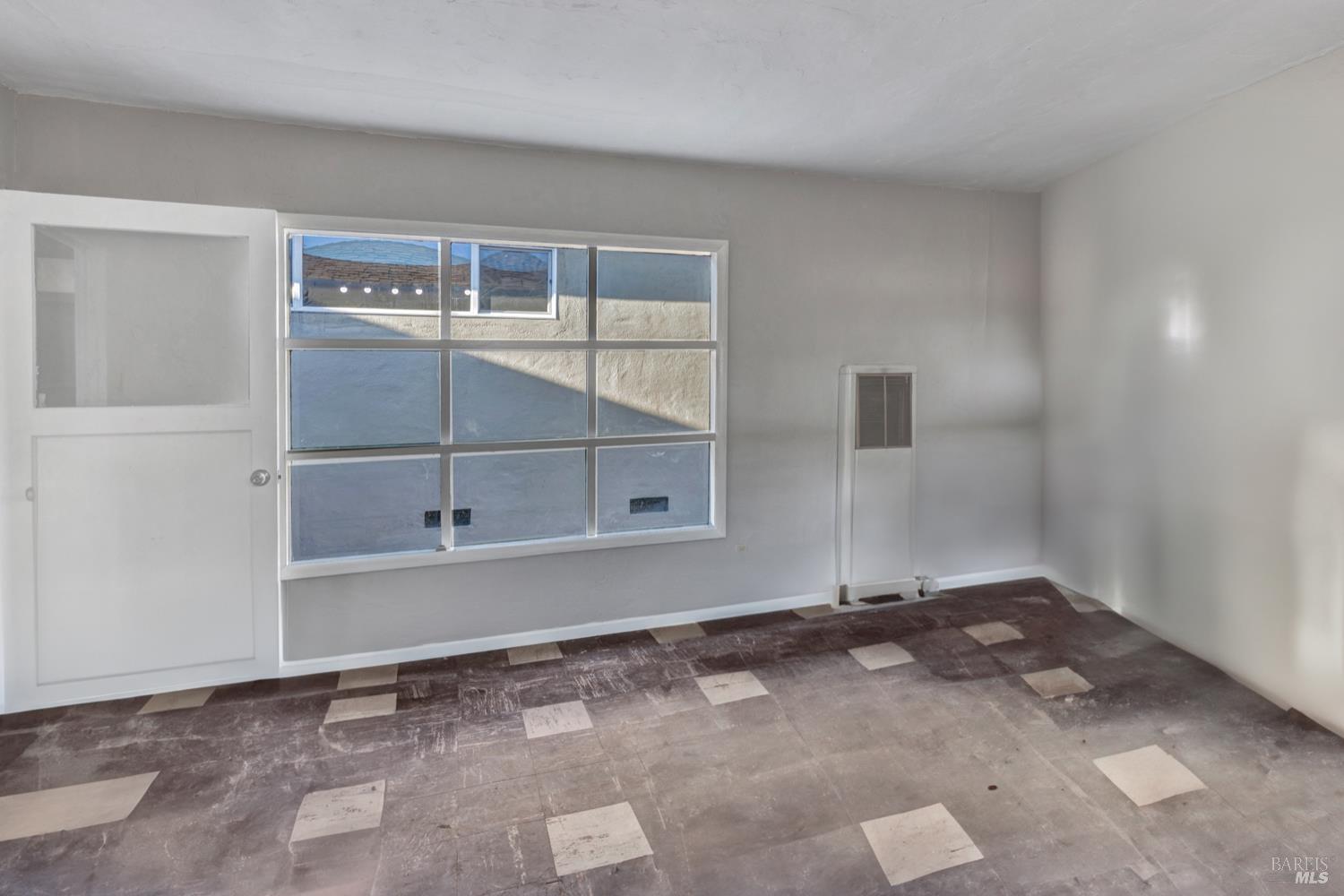 Detail Gallery Image 32 of 37 For 1260 Meadow Ln, Concord,  CA 94520 - 4 Beds | 3 Baths