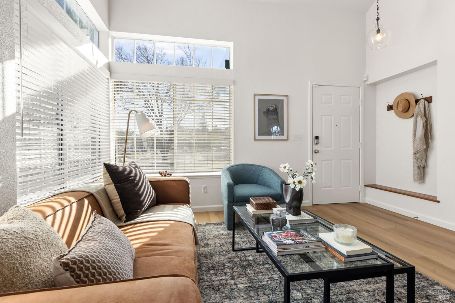 Detail Gallery Image 10 of 61 For 1626 Highland Cir, Fairfield,  CA 94534 - 4 Beds | 2/1 Baths