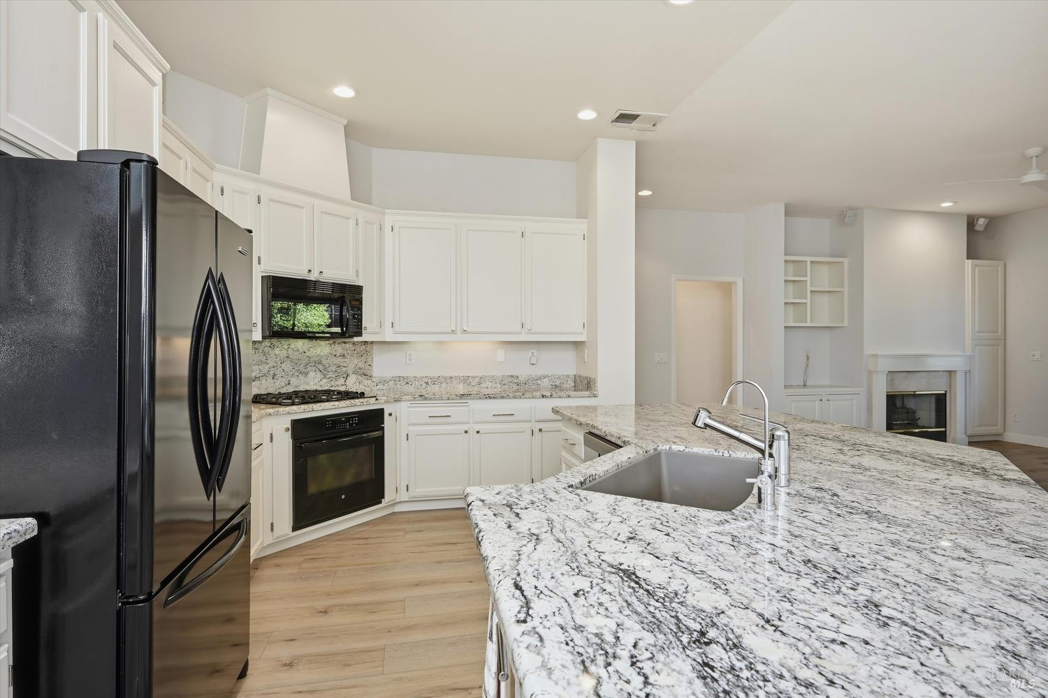 Detail Gallery Image 7 of 30 For 844 Signorelli Cir, Saint Helena,  CA 94574 - 2 Beds | 0 Baths