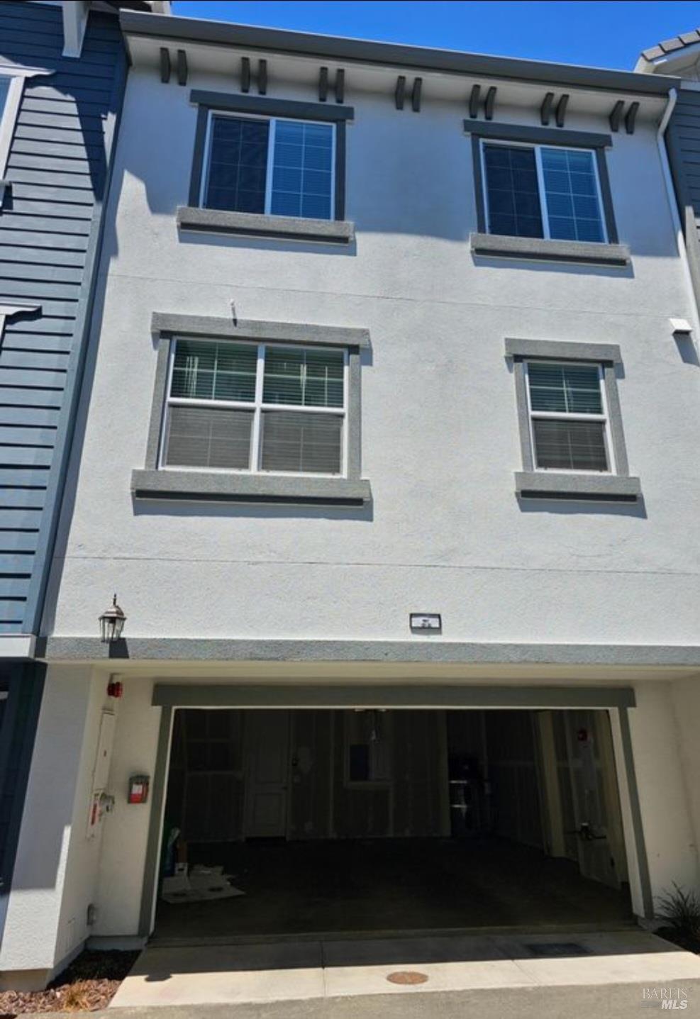 Detail Gallery Image 5 of 5 For 312 Pear Tree Ter #E,  Napa,  CA 94558 - 3 Beds | 2/1 Baths