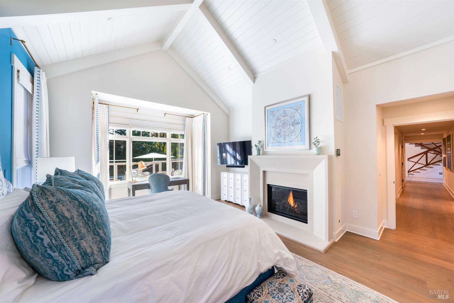Detail Gallery Image 23 of 38 For 1711 Spring St, Saint Helena,  CA 94574 - 4 Beds | 3/1 Baths