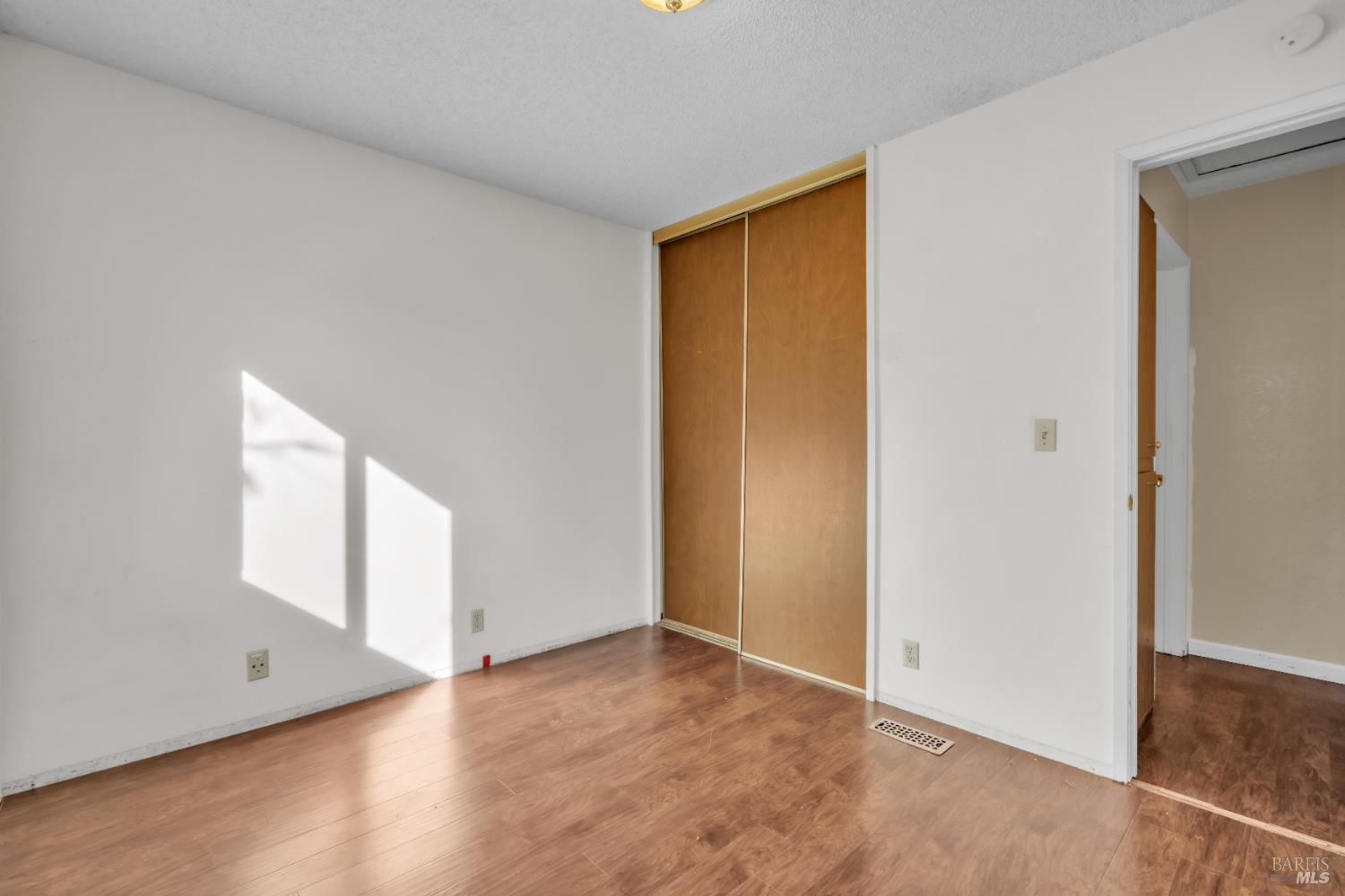 Detail Gallery Image 26 of 33 For 793 Marigold Dr, Fairfield,  CA 94533 - 4 Beds | 2 Baths