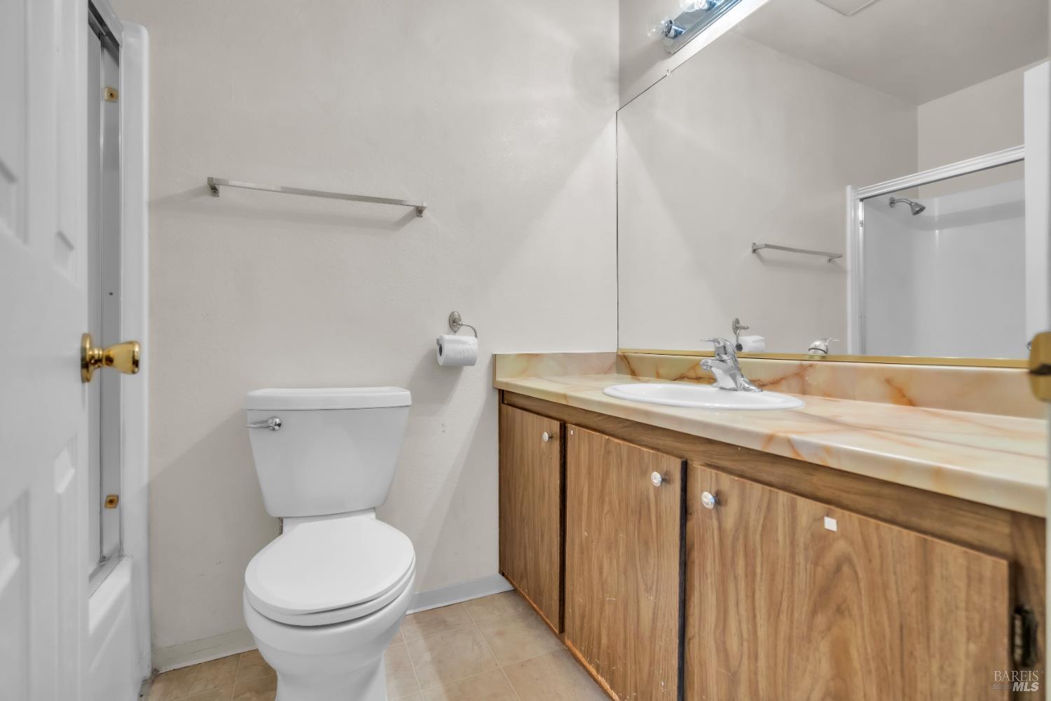 Detail Gallery Image 14 of 33 For 793 Marigold Dr, Fairfield,  CA 94533 - 4 Beds | 2 Baths