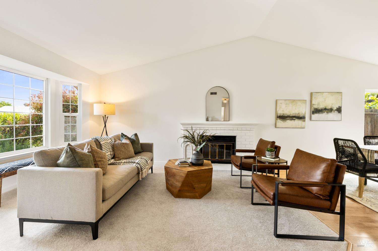 Detail Gallery Image 14 of 47 For 340 Kendrick Ln, Vacaville,  CA 95687 - 3 Beds | 2 Baths