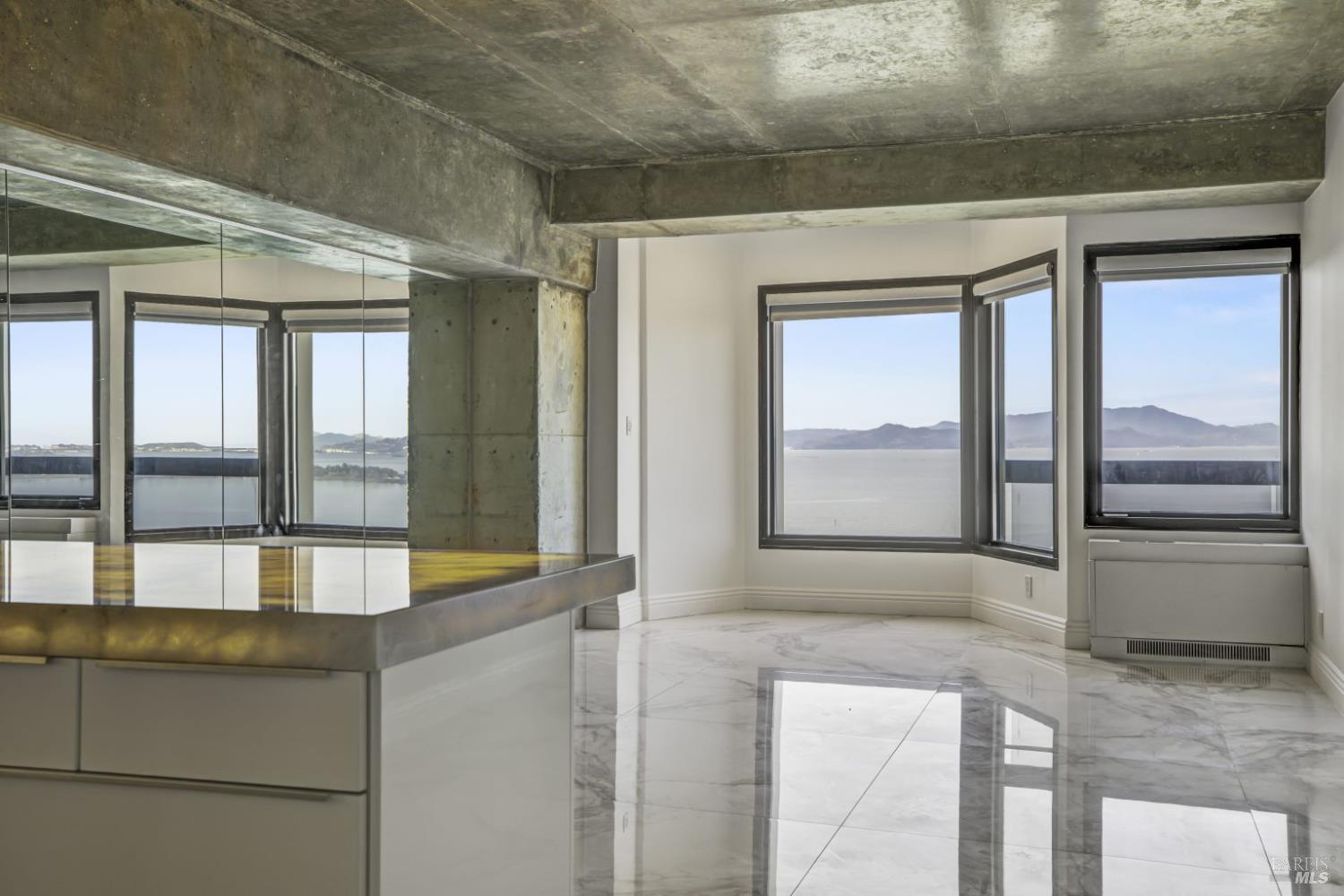 Detail Gallery Image 52 of 83 For 6363 Christie Ave #2513,  Emeryville,  CA 94608 - 1 Beds | 1 Baths