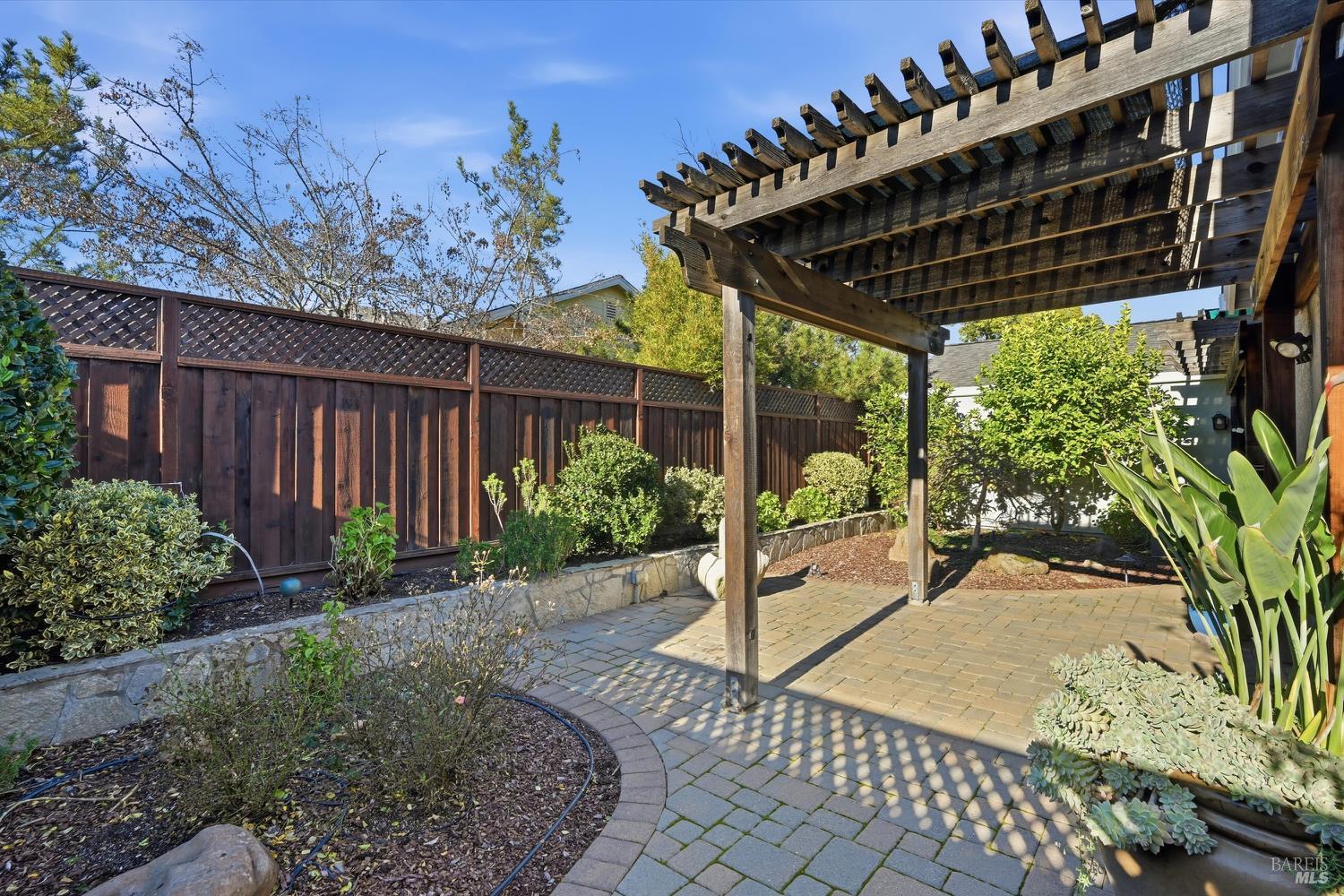 Detail Gallery Image 23 of 30 For 844 Signorelli Cir, Saint Helena,  CA 94574 - 2 Beds | 0 Baths