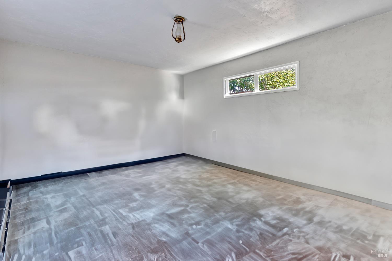 Detail Gallery Image 31 of 37 For 1260 Meadow Ln, Concord,  CA 94520 - 4 Beds | 3 Baths