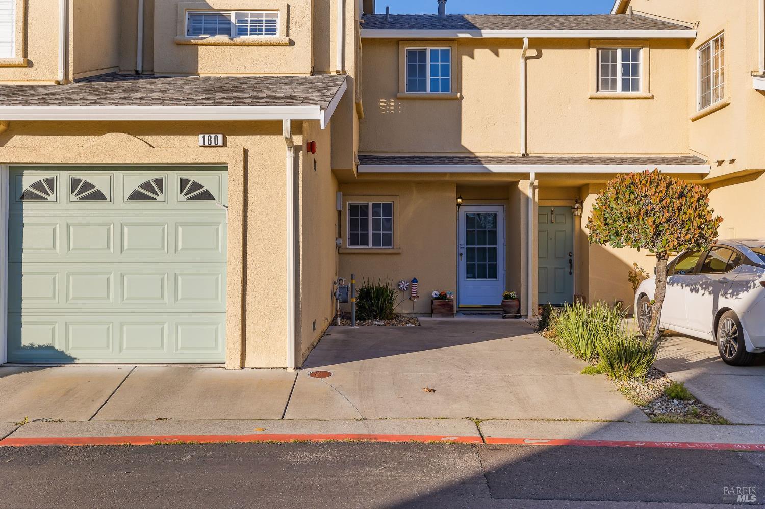 Detail Gallery Image 8 of 45 For 160 Sutherlin Ln, Fairfield,  CA 94534 - 2 Beds | 2/1 Baths