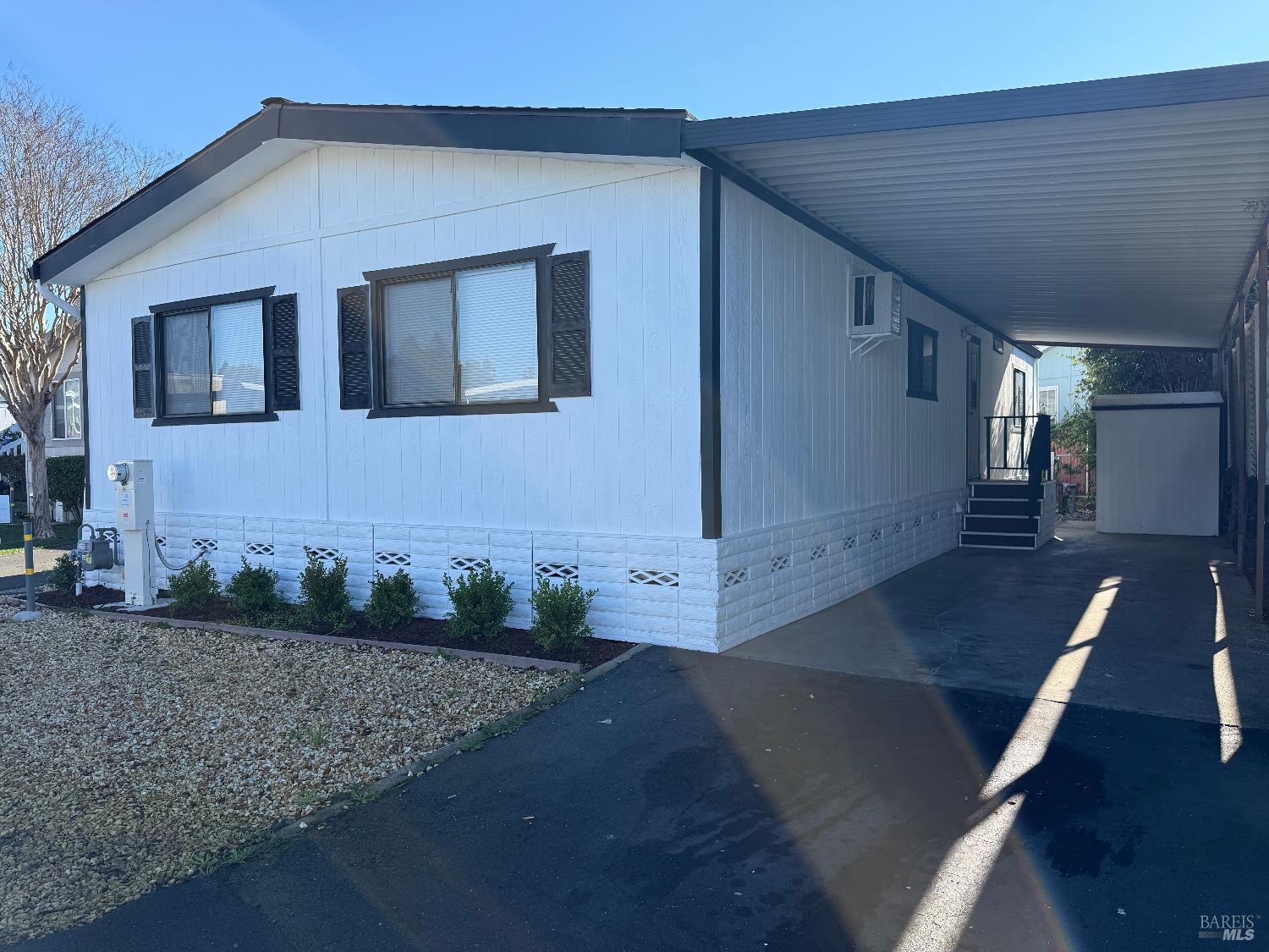 Detail Gallery Image 4 of 25 For 190 Apple Ln, Santa Rosa,  CA 95407 - 2 Beds | 2 Baths