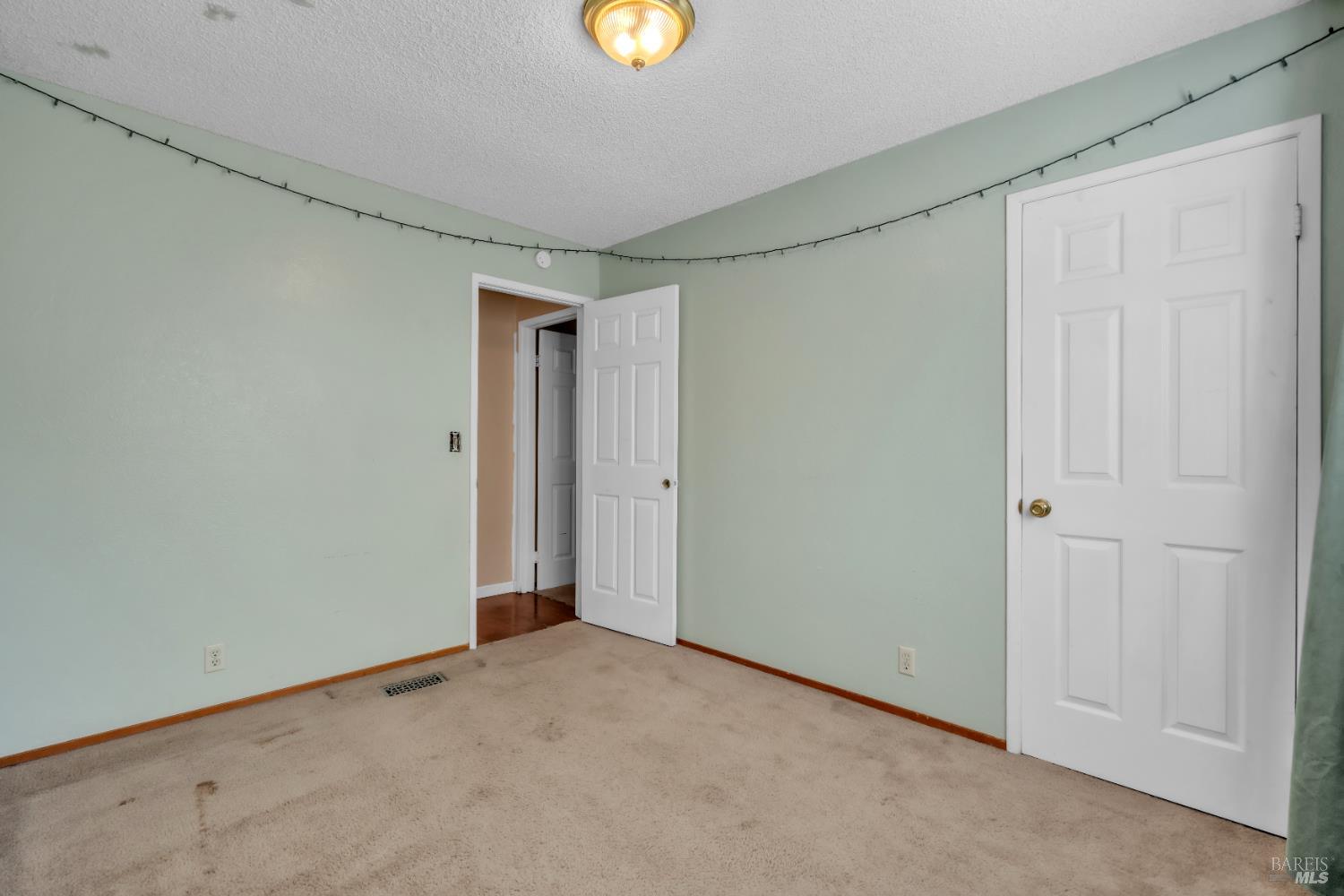 Detail Gallery Image 23 of 33 For 793 Marigold Dr, Fairfield,  CA 94533 - 4 Beds | 2 Baths