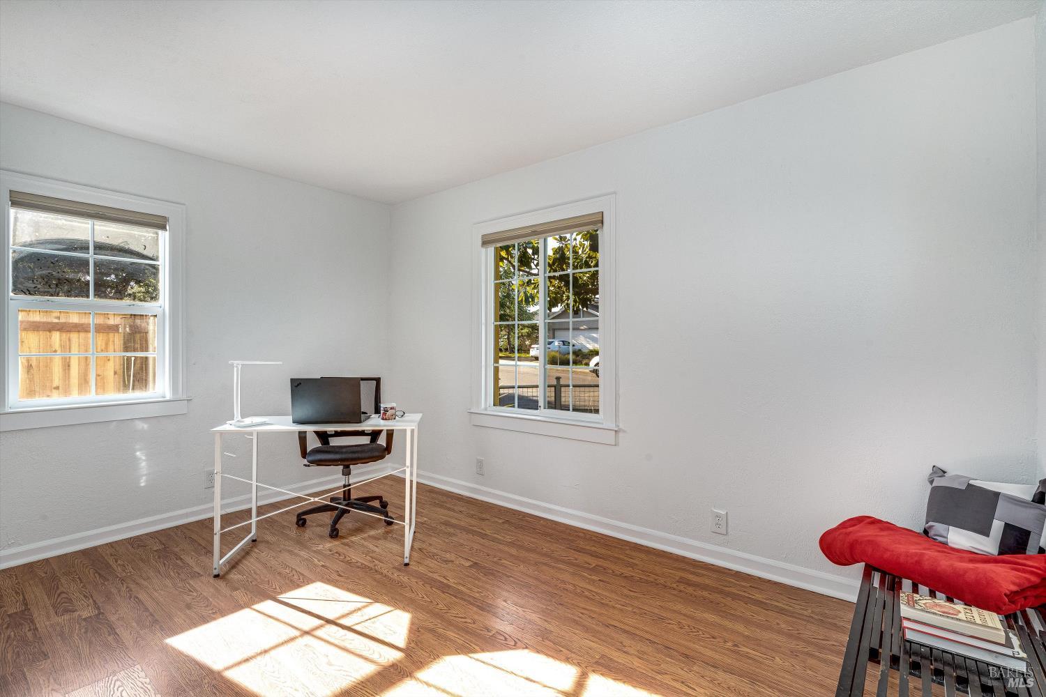 Detail Gallery Image 11 of 35 For 2164 Patton Ave, Napa,  CA 94559 - 4 Beds | 2 Baths