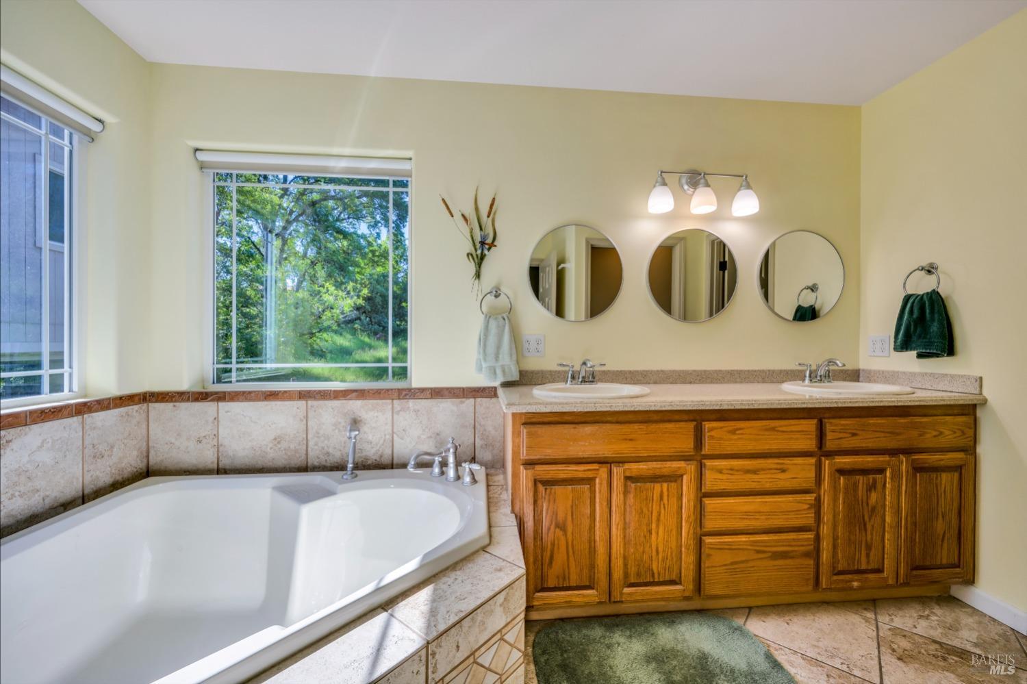 Detail Gallery Image 20 of 51 For 2720 Hartley St, Lakeport,  CA 95453 - 4 Beds | 3/1 Baths