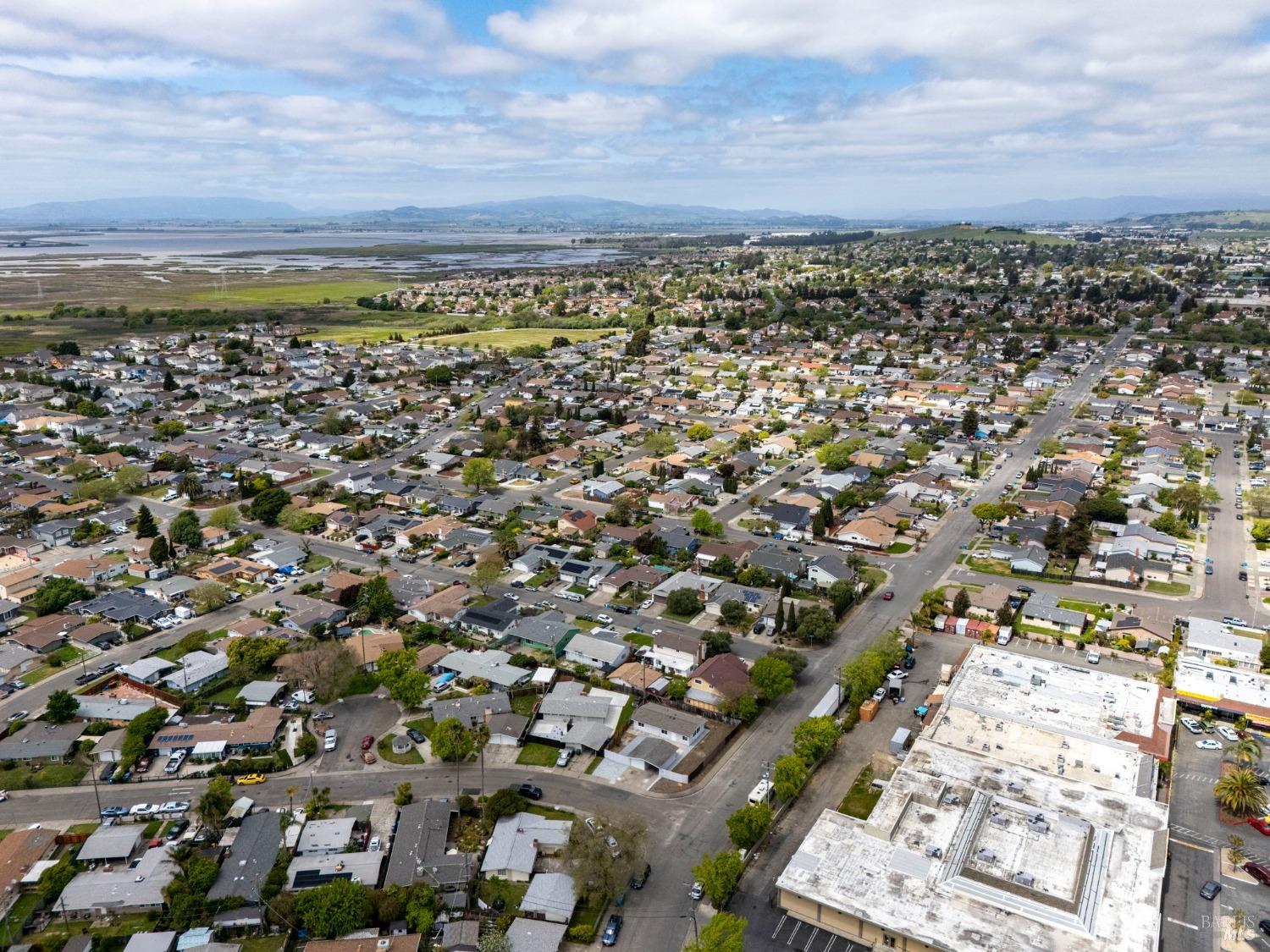 Detail Gallery Image 39 of 41 For 240 Rinaldo Dr, Vallejo,  CA 94589 - 3 Beds | 1 Baths