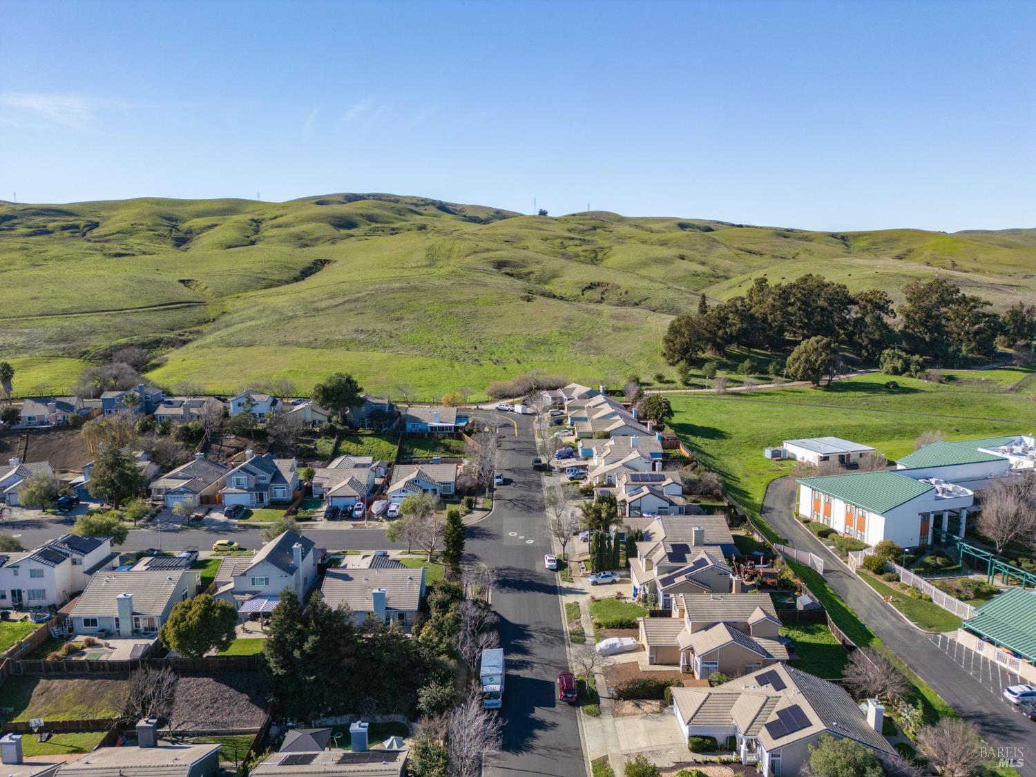 Detail Gallery Image 59 of 61 For 1626 Highland Cir, Fairfield,  CA 94534 - 4 Beds | 2/1 Baths