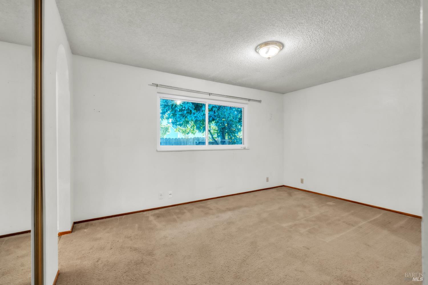 Detail Gallery Image 17 of 33 For 793 Marigold Dr, Fairfield,  CA 94533 - 4 Beds | 2 Baths