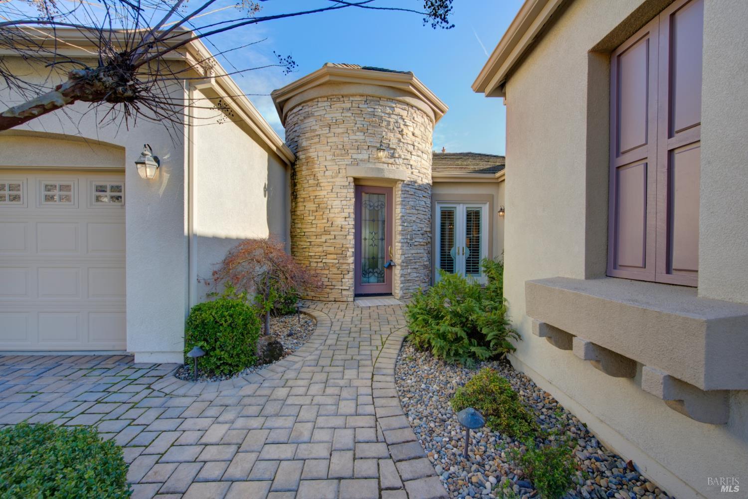 Detail Gallery Image 7 of 60 For 3369 Pebble Beach Ct, Fairfield,  CA 94534 - 3 Beds | 2/1 Baths