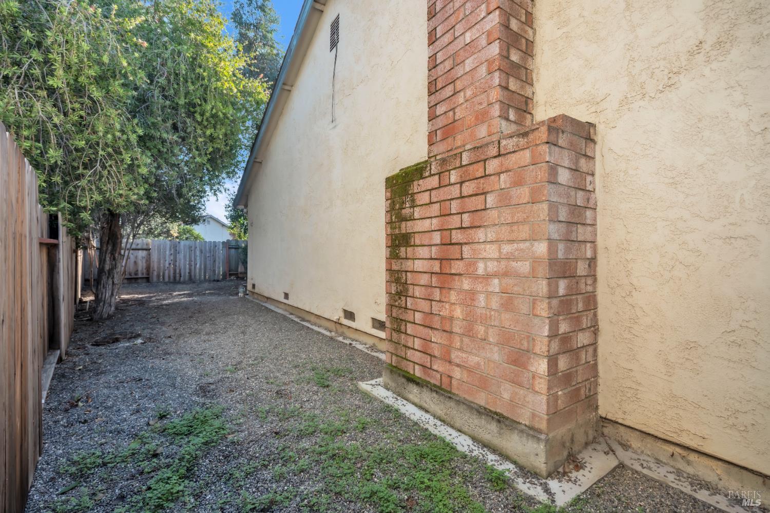 Detail Gallery Image 30 of 33 For 793 Marigold Dr, Fairfield,  CA 94533 - 4 Beds | 2 Baths