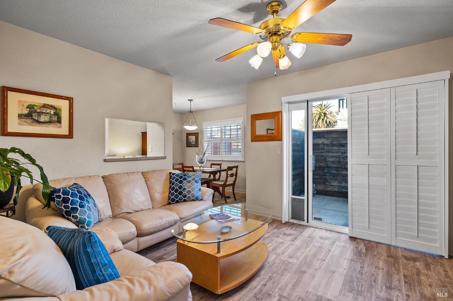 Detail Gallery Image 17 of 45 For 160 Sutherlin Ln, Fairfield,  CA 94534 - 2 Beds | 2/1 Baths