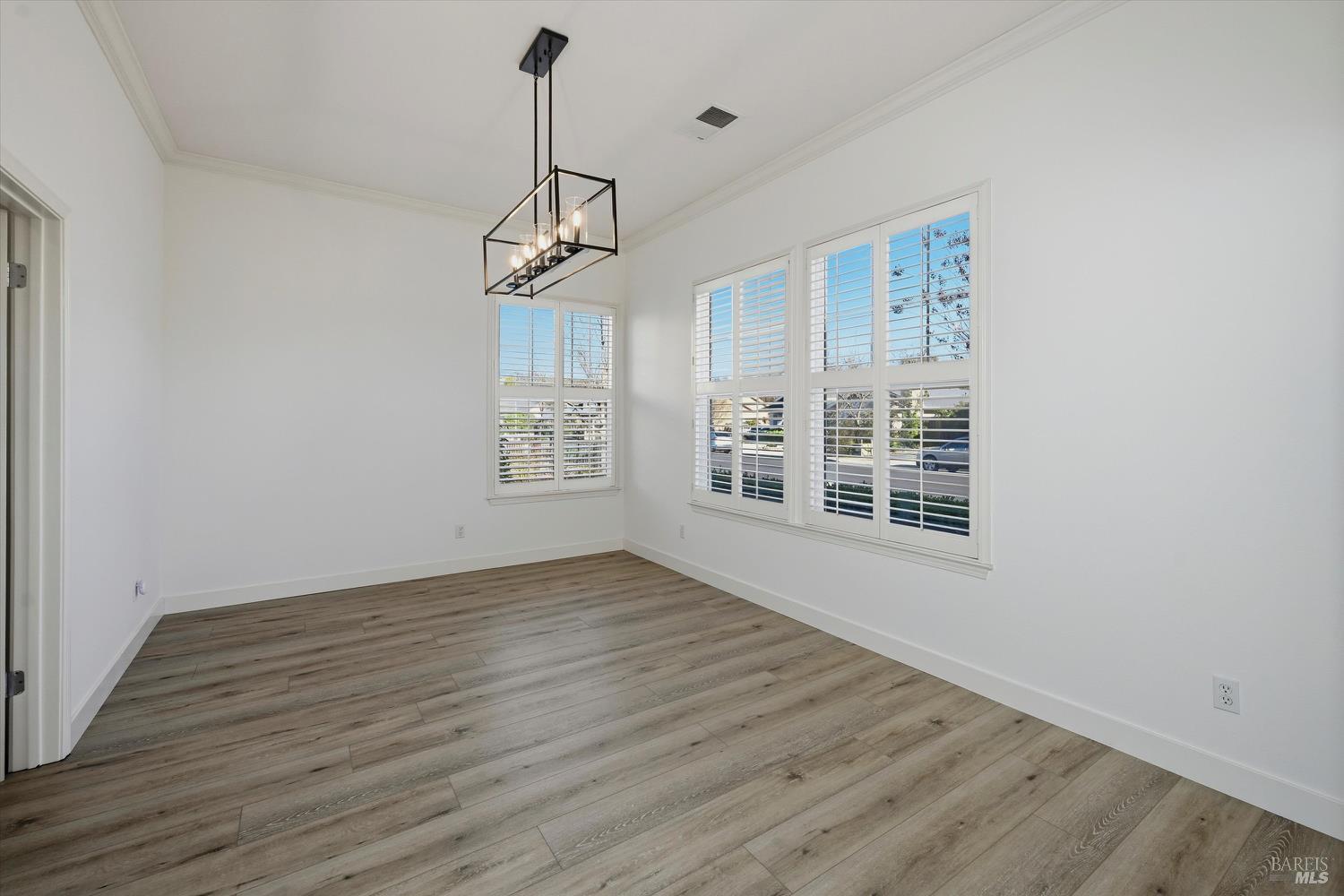 Detail Gallery Image 6 of 30 For 844 Signorelli Cir, Saint Helena,  CA 94574 - 2 Beds | 0 Baths