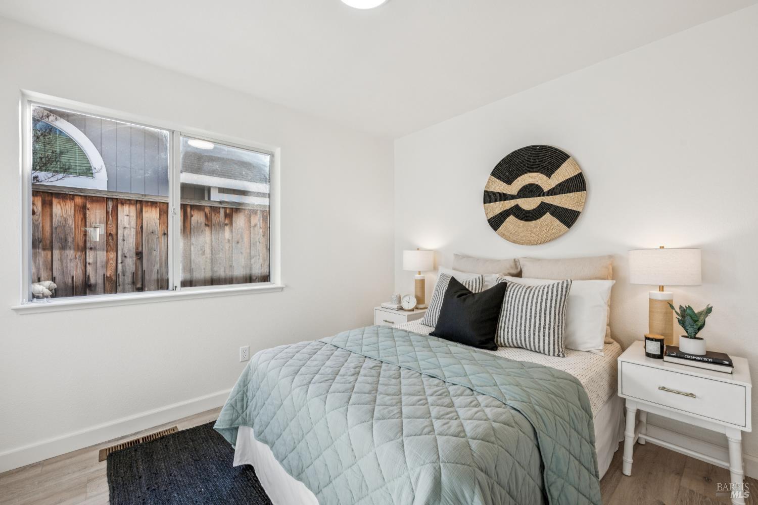 Detail Gallery Image 31 of 41 For 160 Flametree Cir, Windsor,  CA 95492 - 3 Beds | 2 Baths