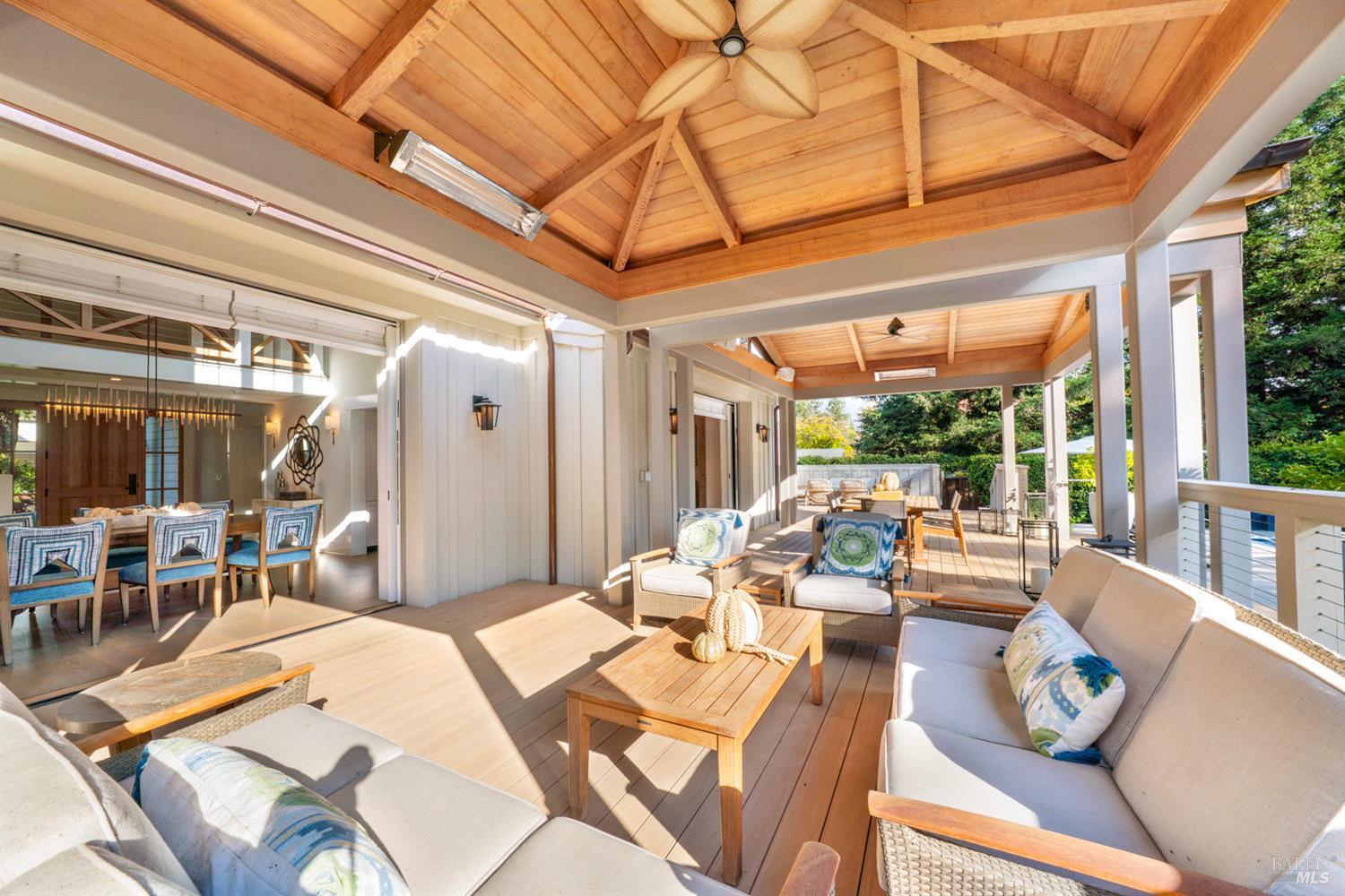 Detail Gallery Image 15 of 38 For 1711 Spring St, Saint Helena,  CA 94574 - 4 Beds | 3/1 Baths