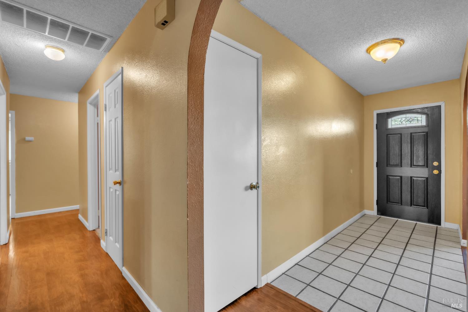 Detail Gallery Image 8 of 33 For 793 Marigold Dr, Fairfield,  CA 94533 - 4 Beds | 2 Baths