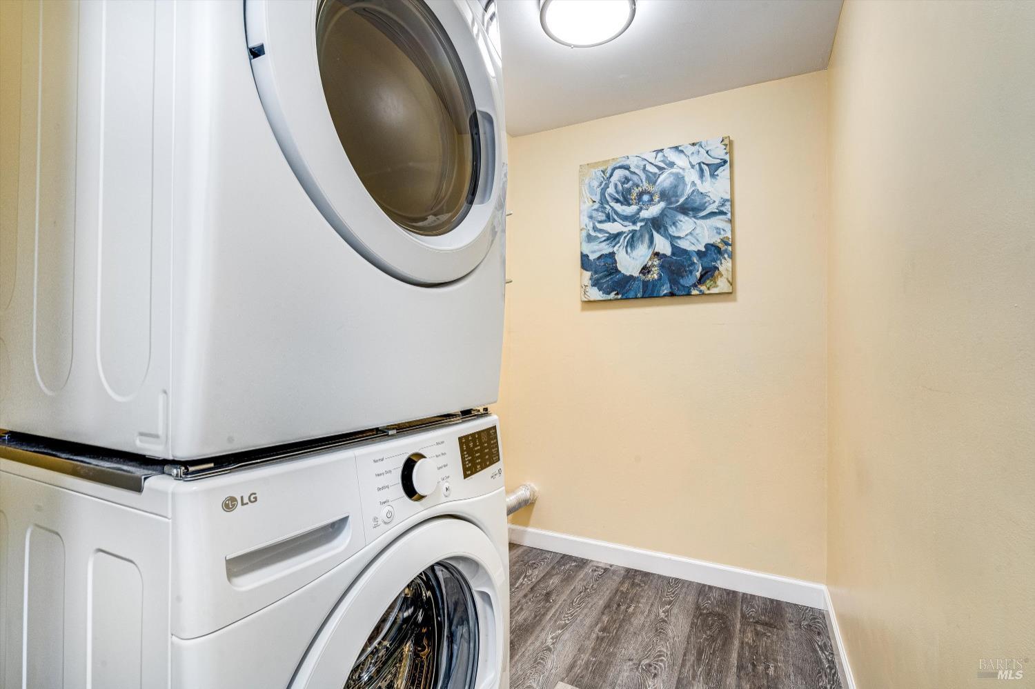 Detail Gallery Image 21 of 35 For 2164 Patton Ave, Napa,  CA 94559 - 4 Beds | 2 Baths