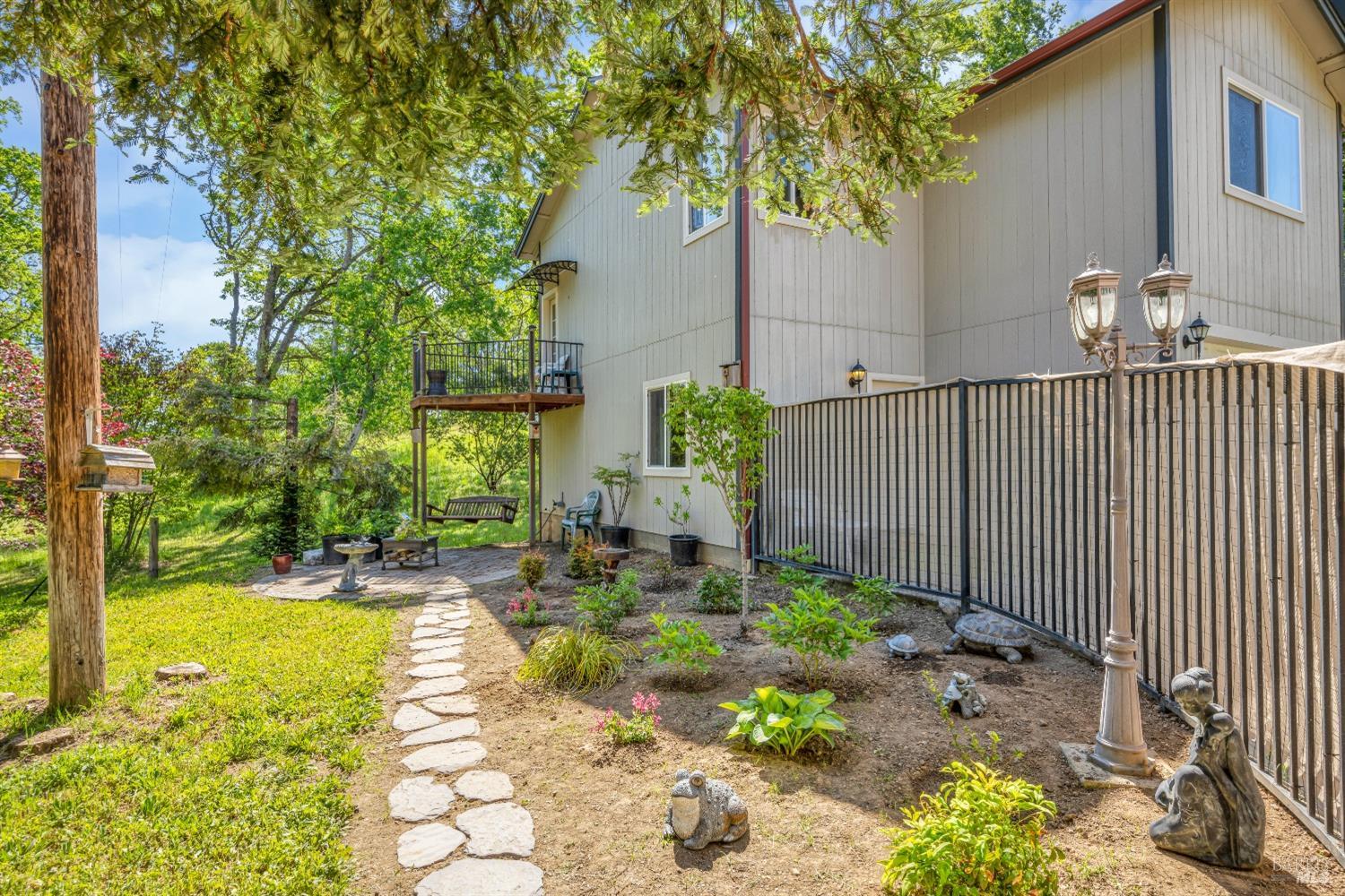 Detail Gallery Image 29 of 51 For 2720 Hartley St, Lakeport,  CA 95453 - 4 Beds | 3/1 Baths