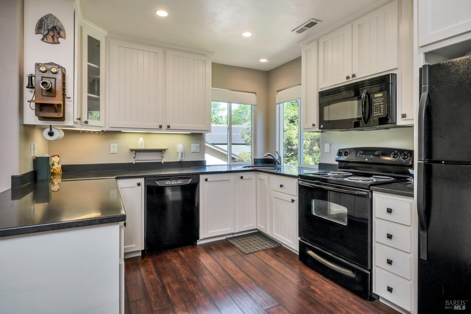 Detail Gallery Image 37 of 51 For 2720 Hartley St, Lakeport,  CA 95453 - 4 Beds | 3/1 Baths