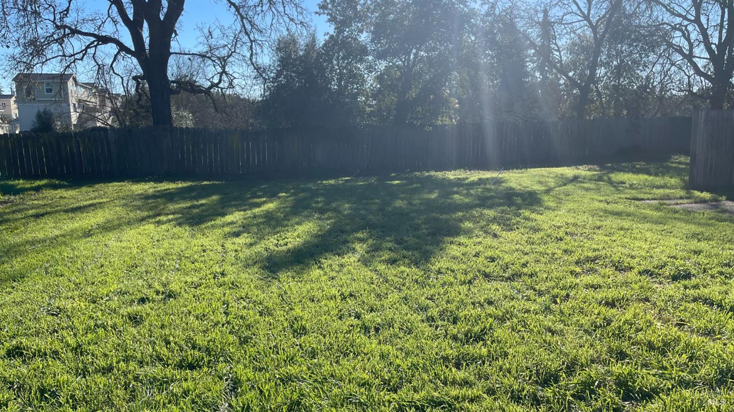 Detail Gallery Image 9 of 12 For 1798 Larry Dr, Santa Rosa,  CA 95403 - 2 Beds | 1 Baths