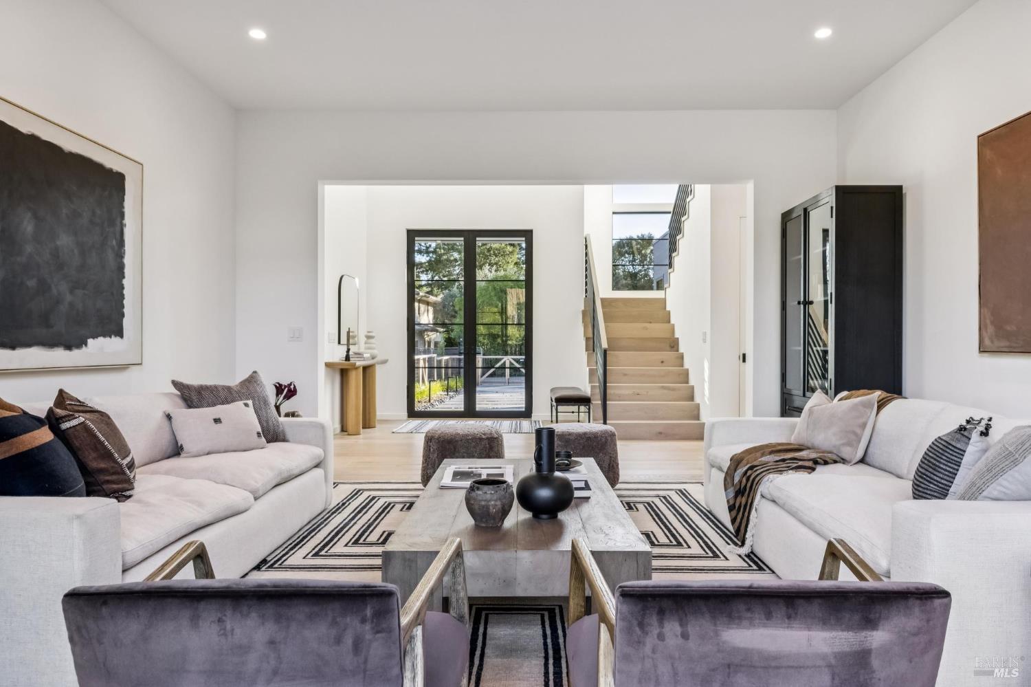 Detail Gallery Image 12 of 76 For 33 Fawn Dr, San Anselmo,  CA 94960 - 5 Beds | 4/1 Baths