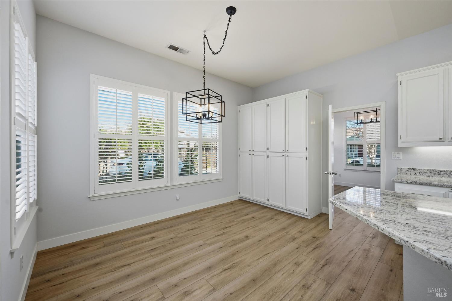 Detail Gallery Image 11 of 30 For 844 Signorelli Cir, Saint Helena,  CA 94574 - 2 Beds | 0 Baths