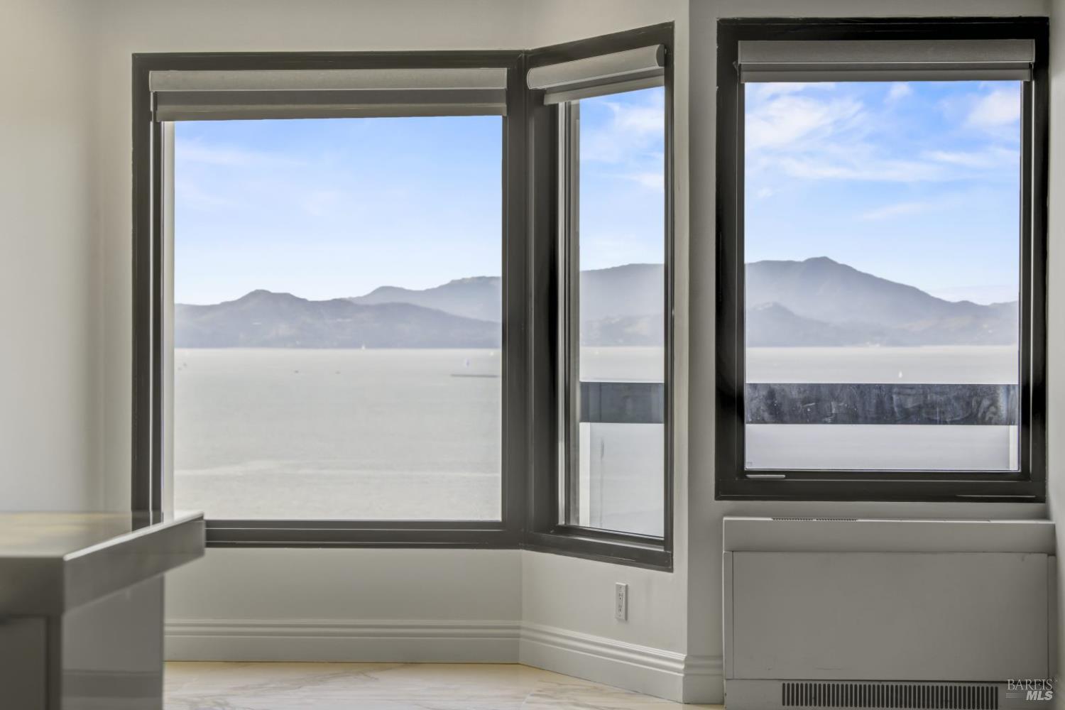 Detail Gallery Image 44 of 83 For 6363 Christie Ave #2513,  Emeryville,  CA 94608 - 1 Beds | 1 Baths