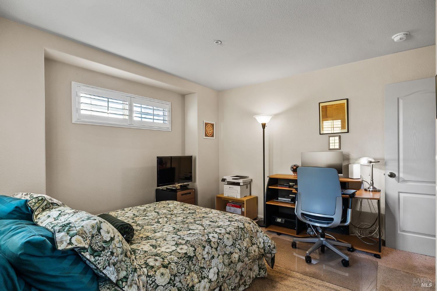 Detail Gallery Image 30 of 45 For 160 Sutherlin Ln, Fairfield,  CA 94534 - 2 Beds | 2/1 Baths