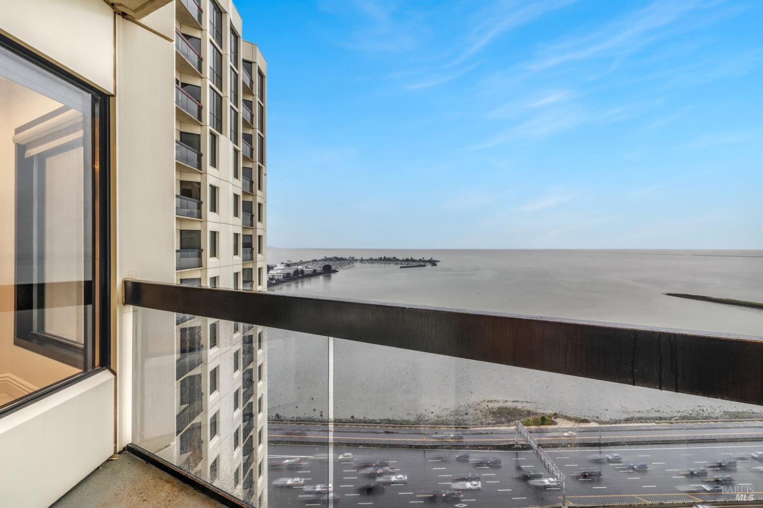 Detail Gallery Image 61 of 83 For 6363 Christie Ave #2513,  Emeryville,  CA 94608 - 1 Beds | 1 Baths