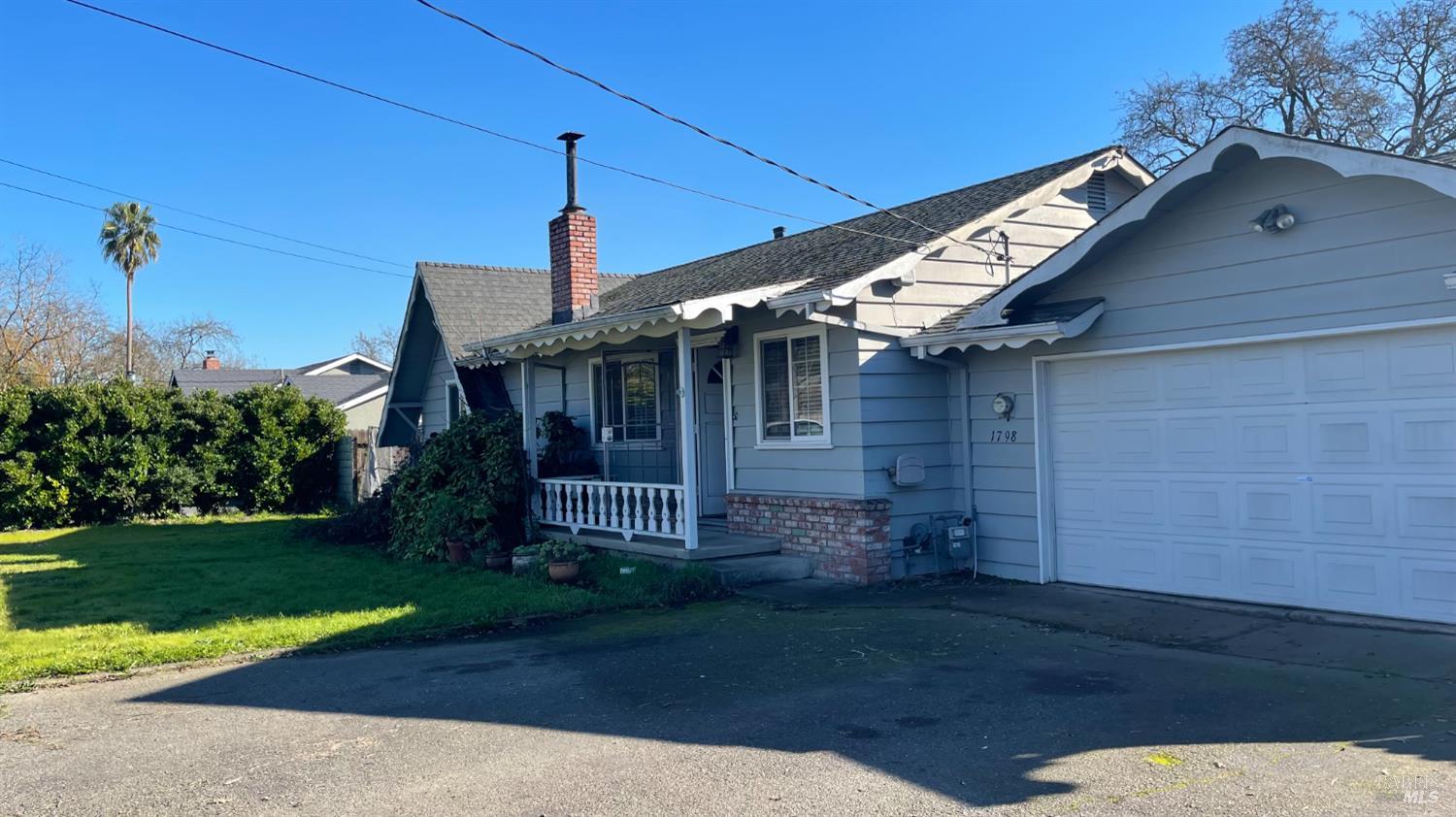 Detail Gallery Image 2 of 12 For 1798 Larry Dr, Santa Rosa,  CA 95403 - 2 Beds | 1 Baths