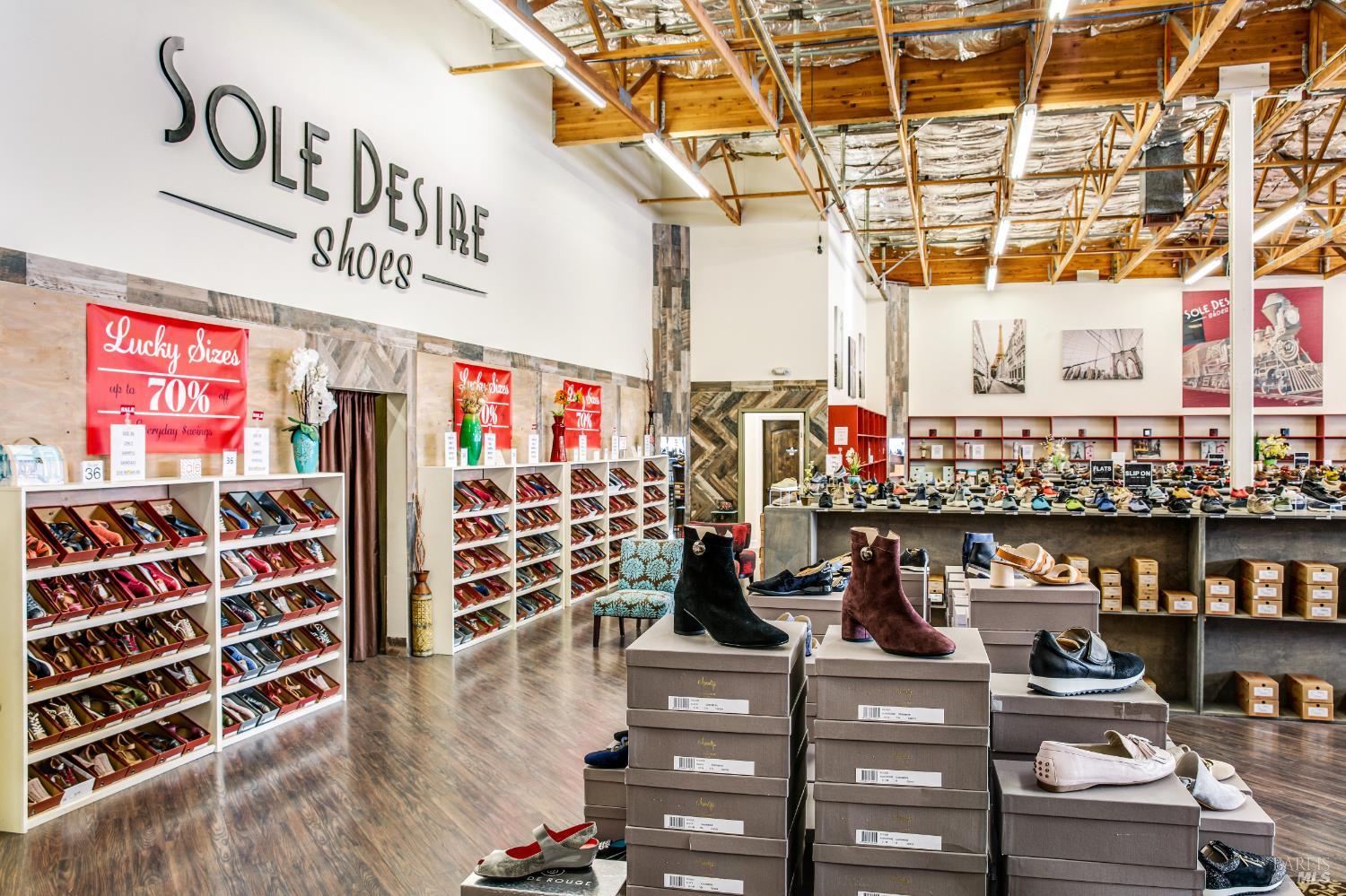 Detail Gallery Image 4 of 21 For 145 3rd St, Santa Rosa,  CA 95401 - – Beds | – Baths