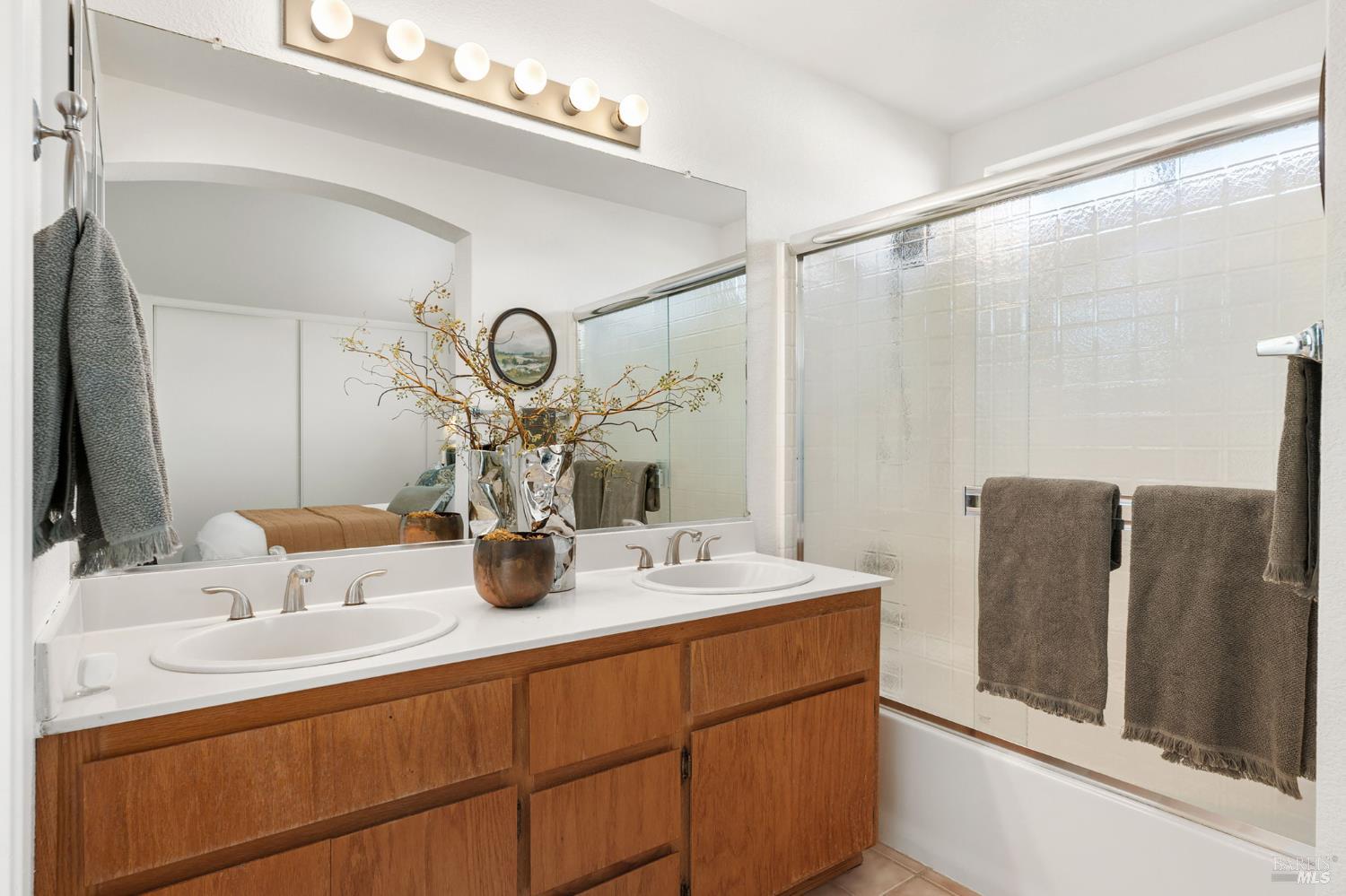 Detail Gallery Image 37 of 61 For 1626 Highland Cir, Fairfield,  CA 94534 - 4 Beds | 2/1 Baths